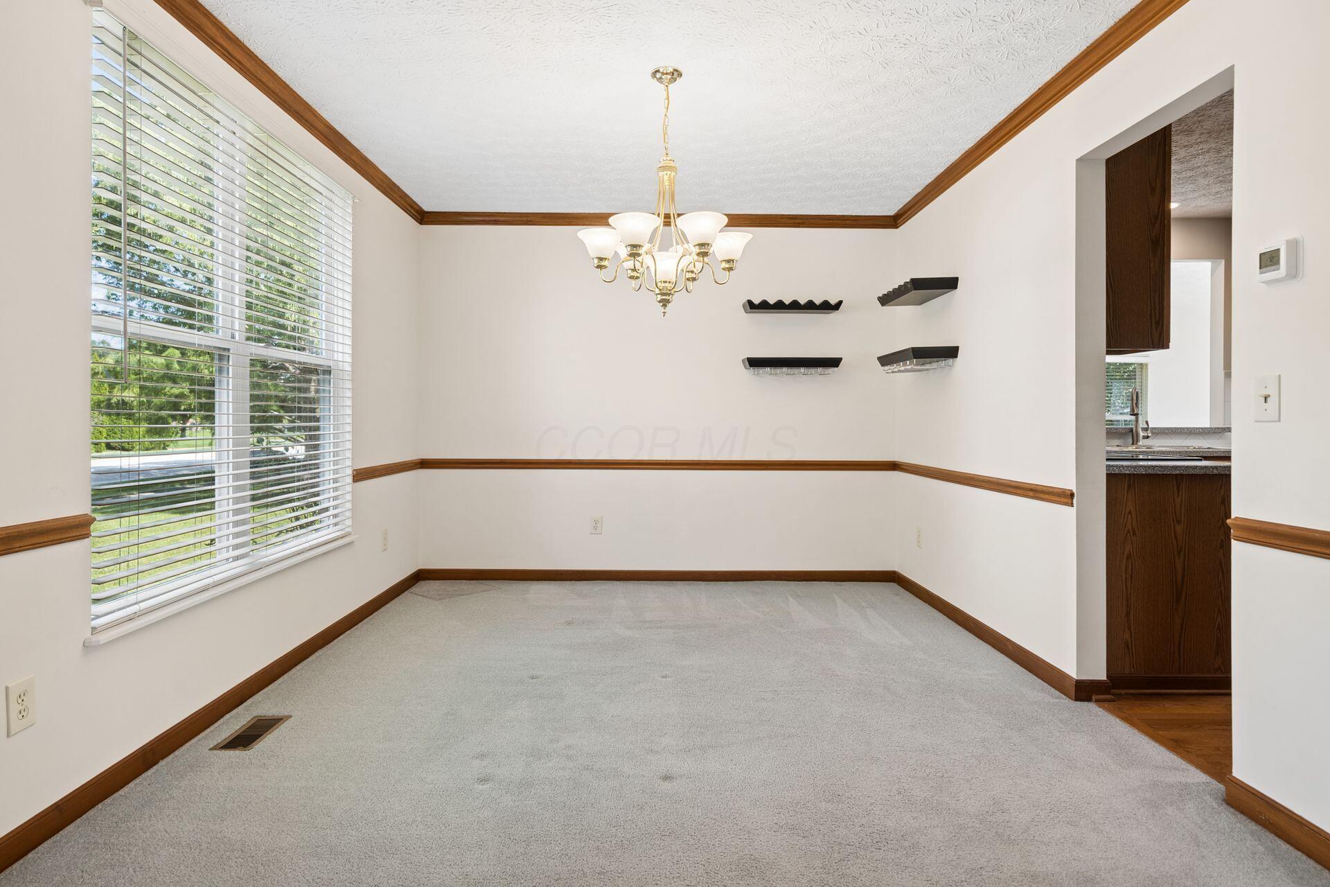 5935 Hampton Corners S Property Photo 9