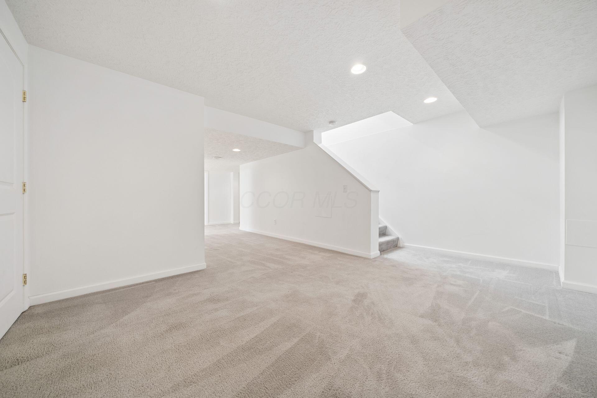 5935 Hampton Corners S Property Photo 38