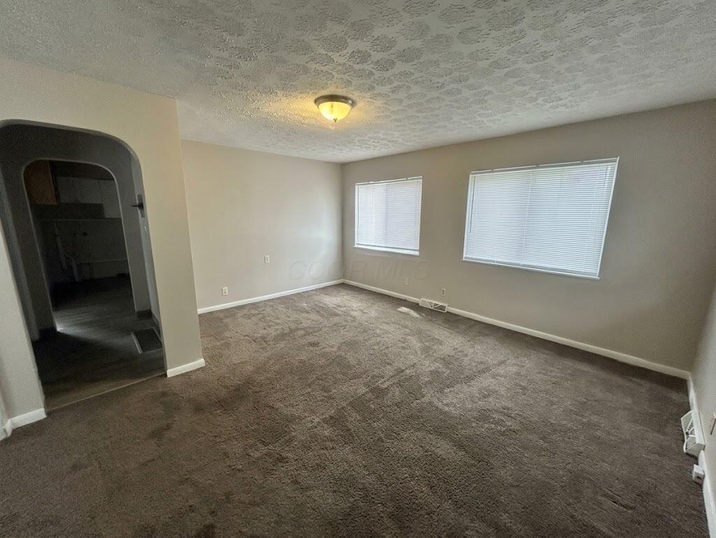 546 W 6th Avenue, Unit B Property Photo 3