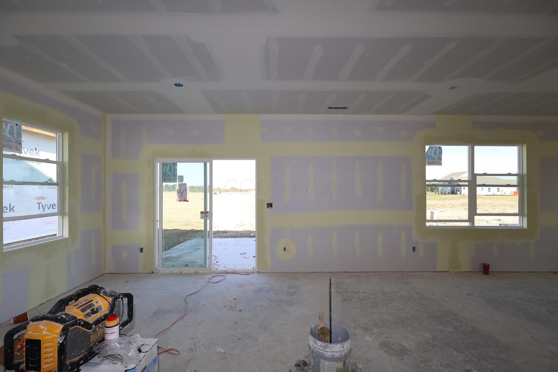 1105 Brittany Drive Property Photo 4