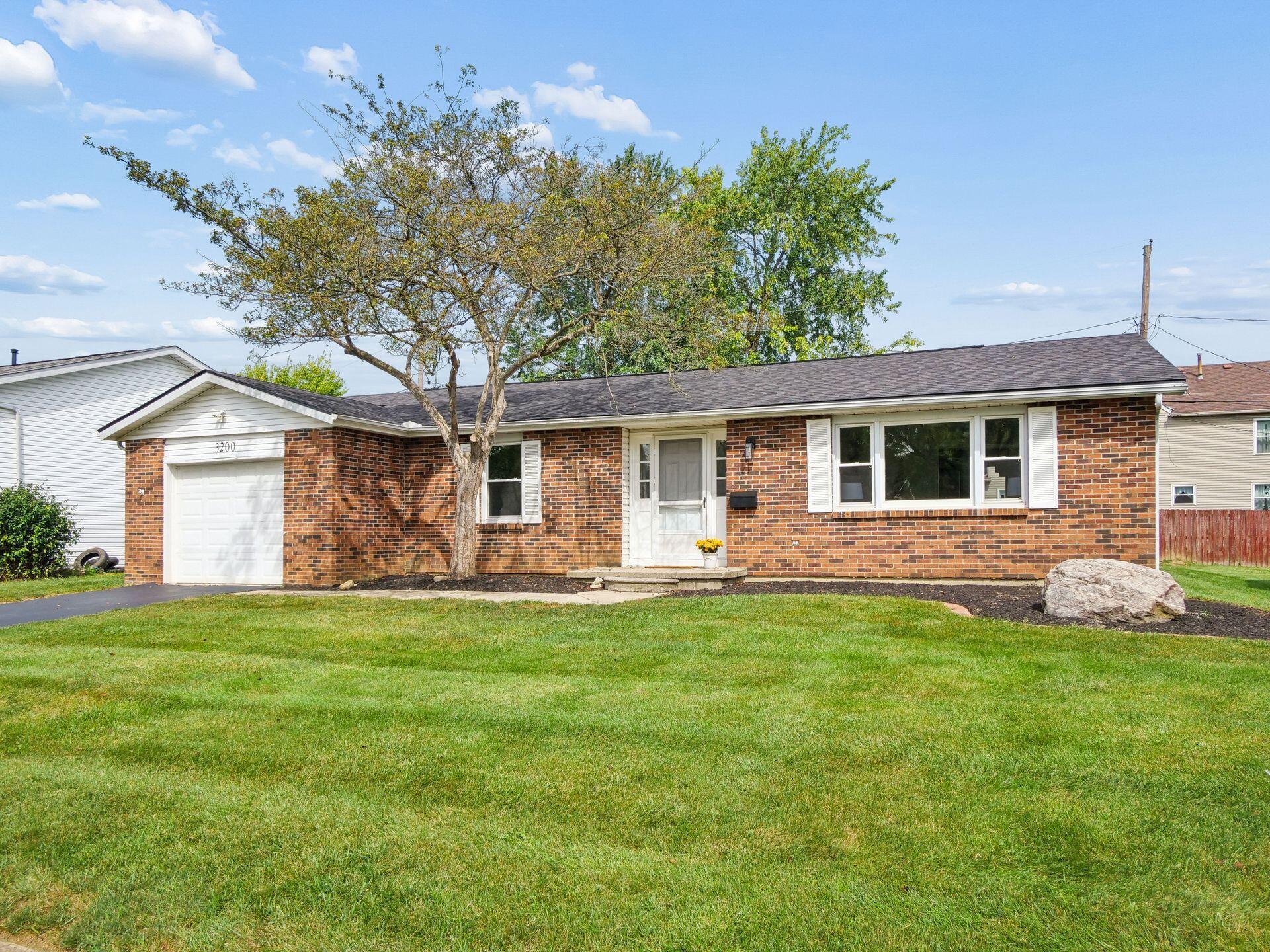 3200 Kingswood Drive Property Photo 1