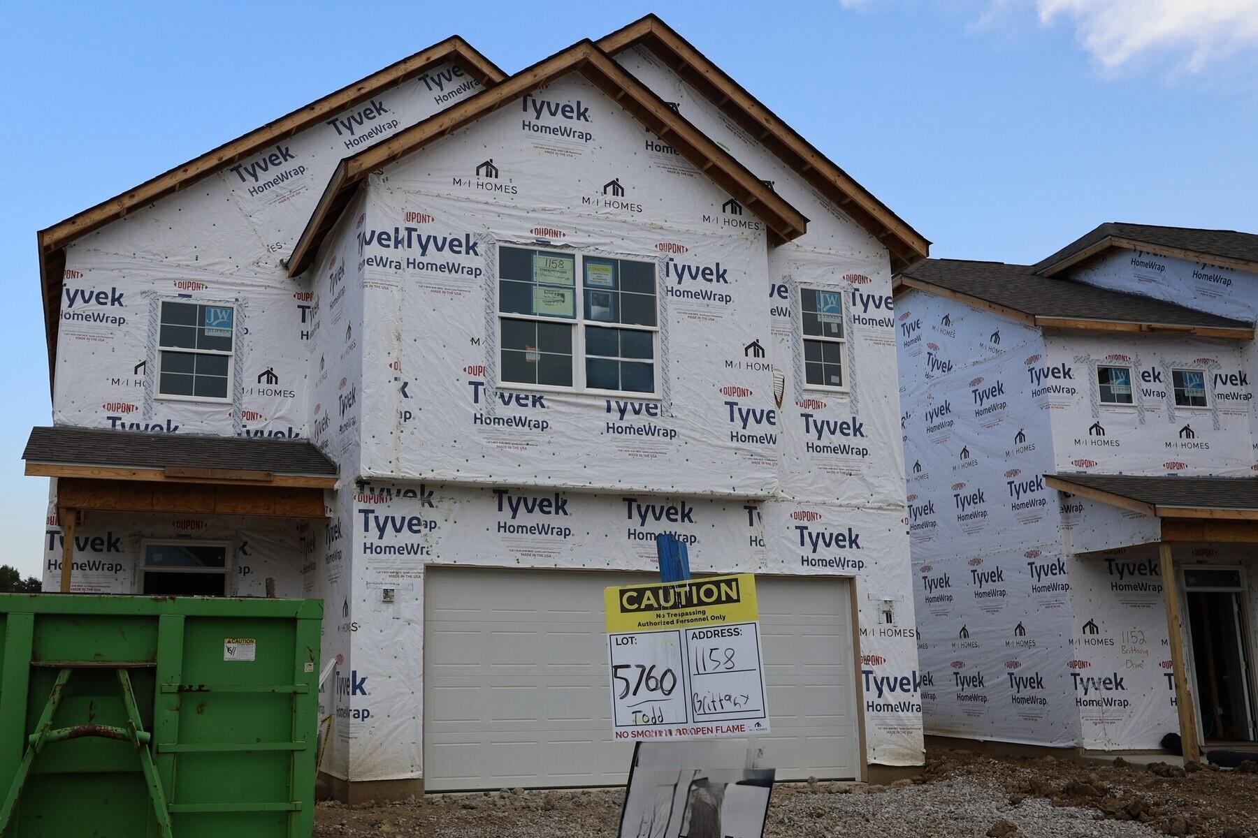 1158 Brittany Drive Property Photo 1