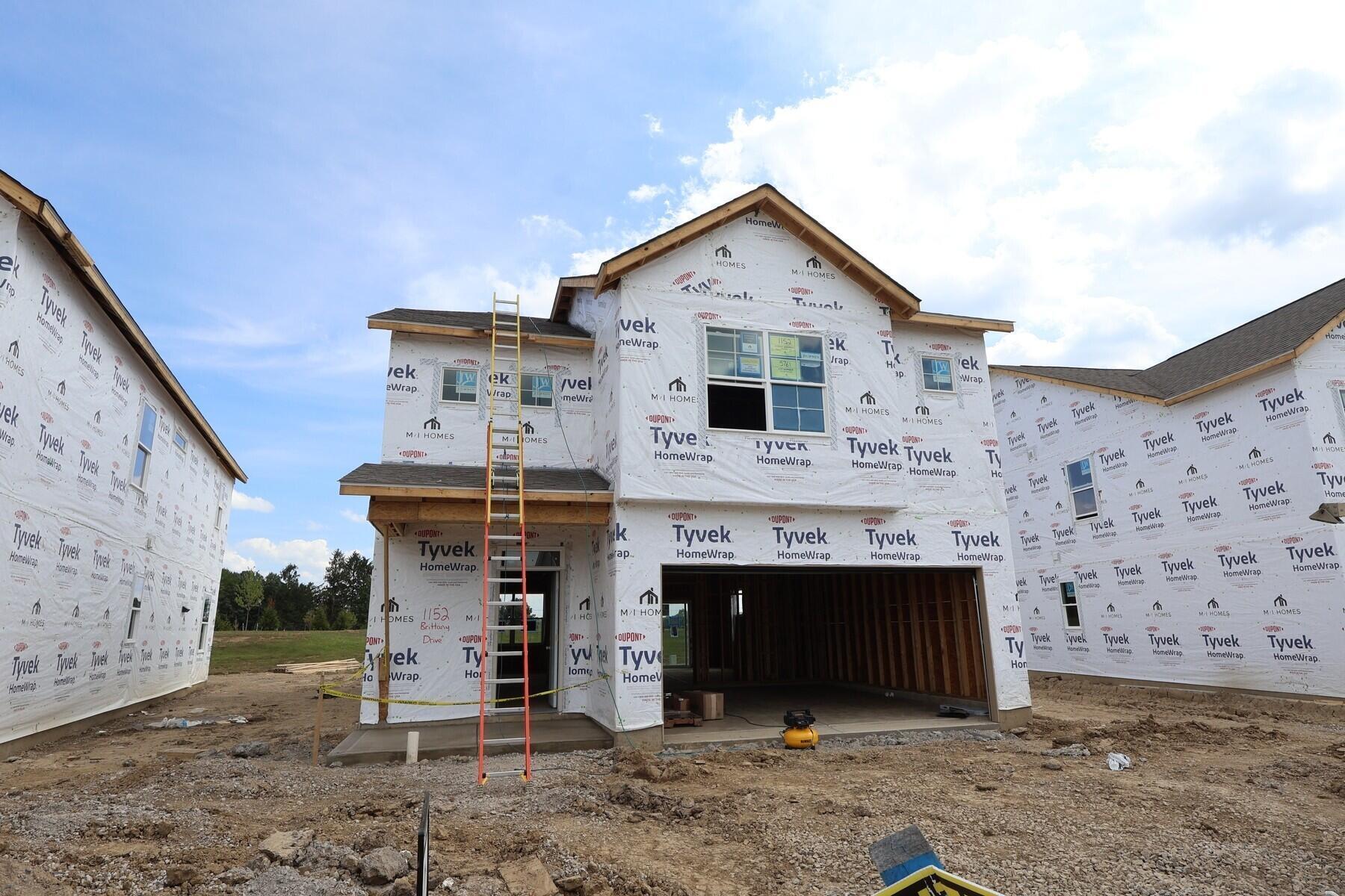 1152 Brittany Drive Property Photo 1