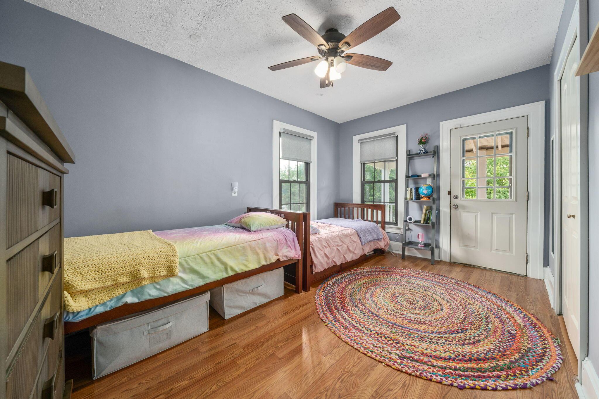 449 E Stewart Avenue Property Photo 26