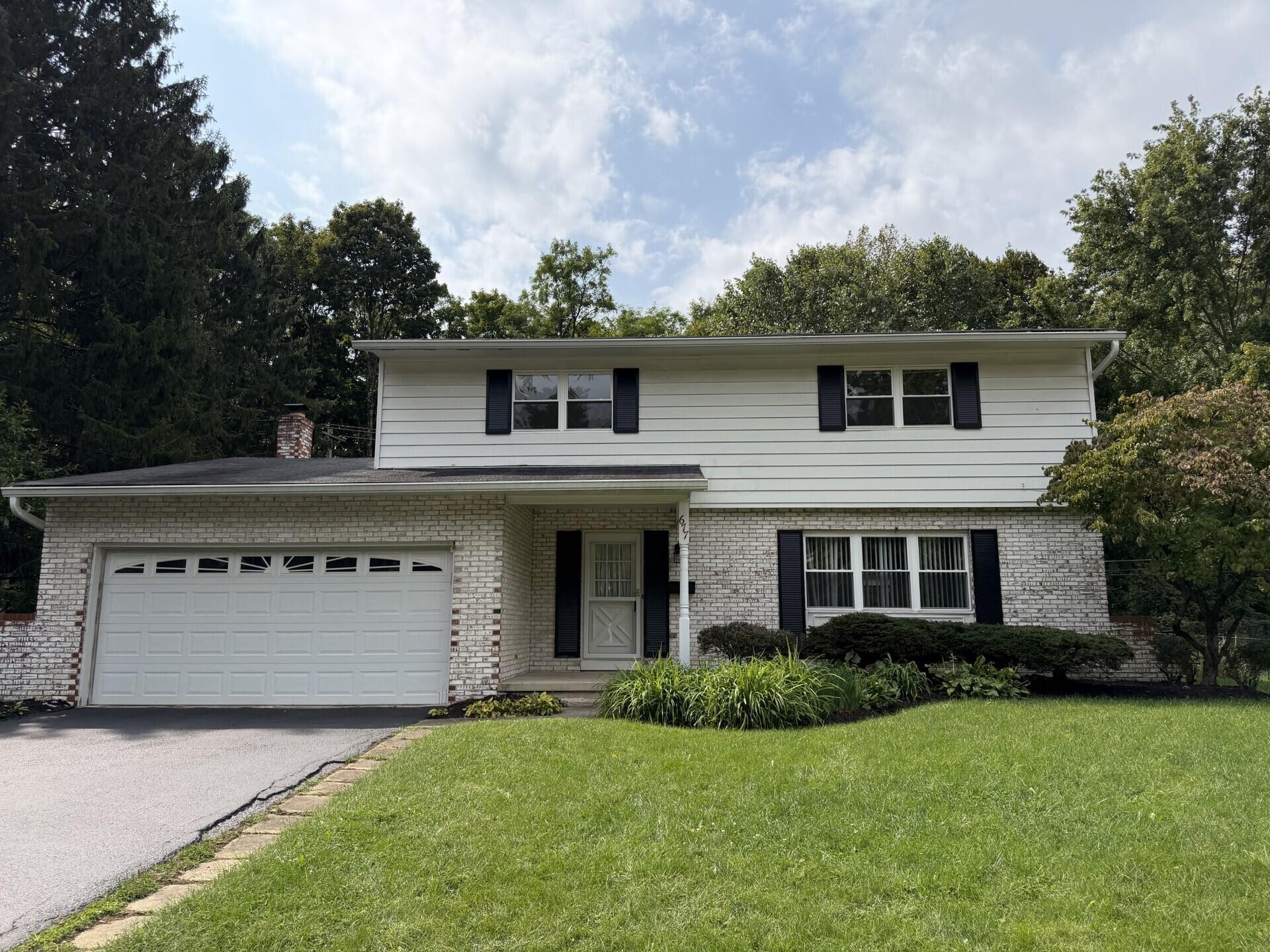 677 Timberlake Drive Property Photo 1