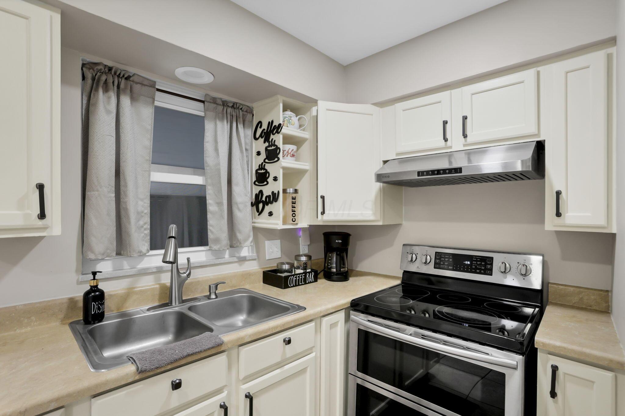 1461 Courtright Road Property Photo 13