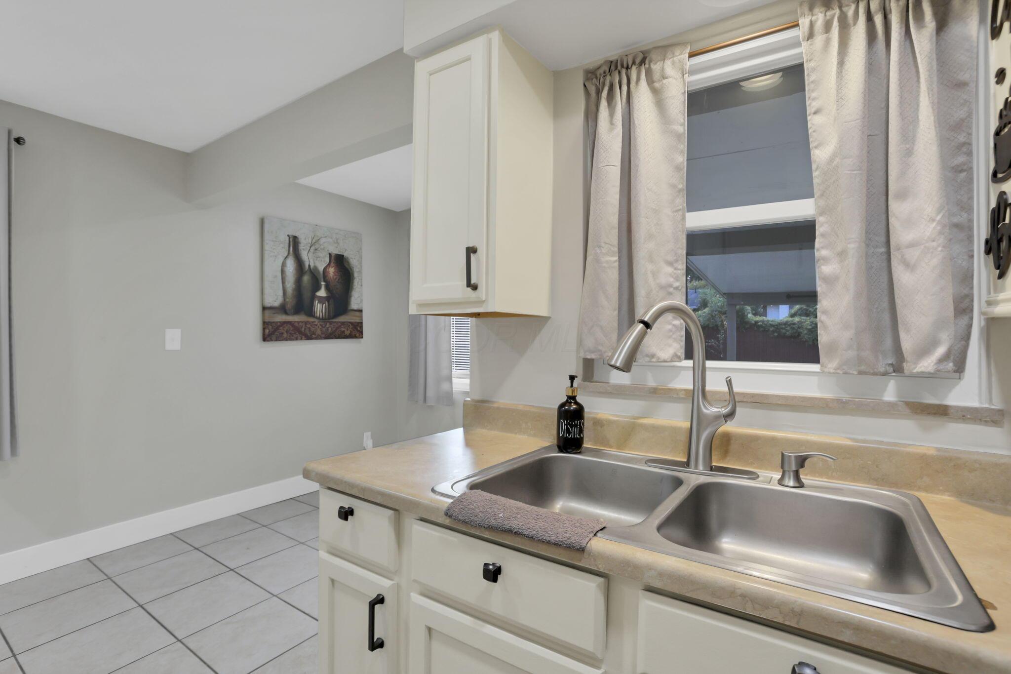 1461 Courtright Road Property Photo 14
