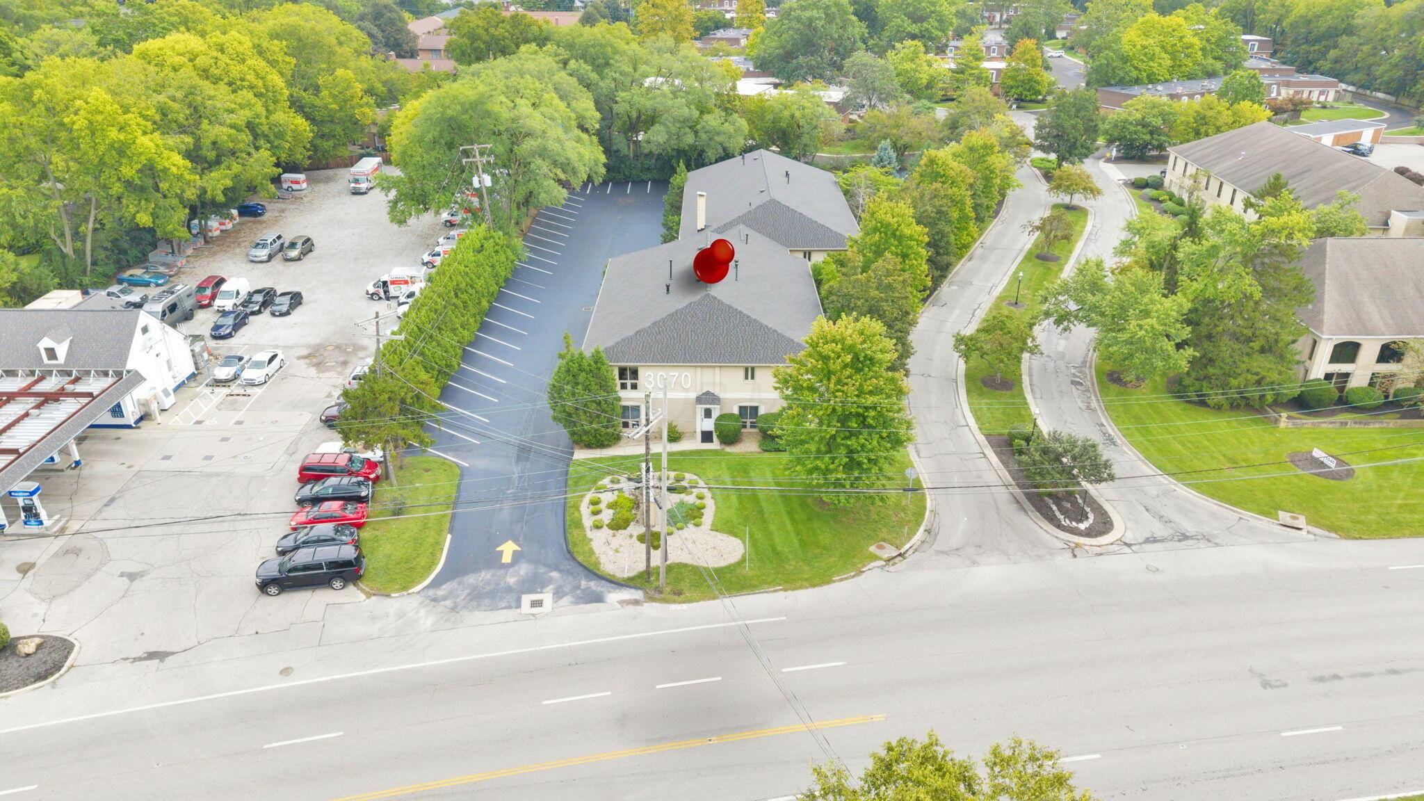 3070 Riverside Drive Property Photo 4