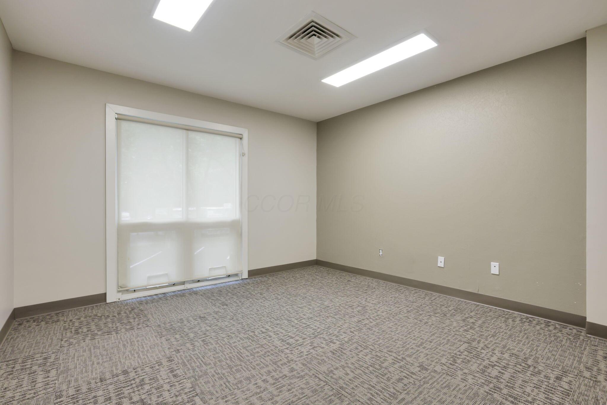 3070 Riverside Drive Property Photo 42