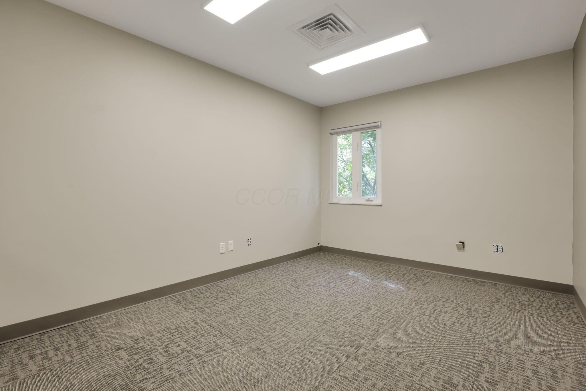 3070 Riverside Drive Property Photo 50