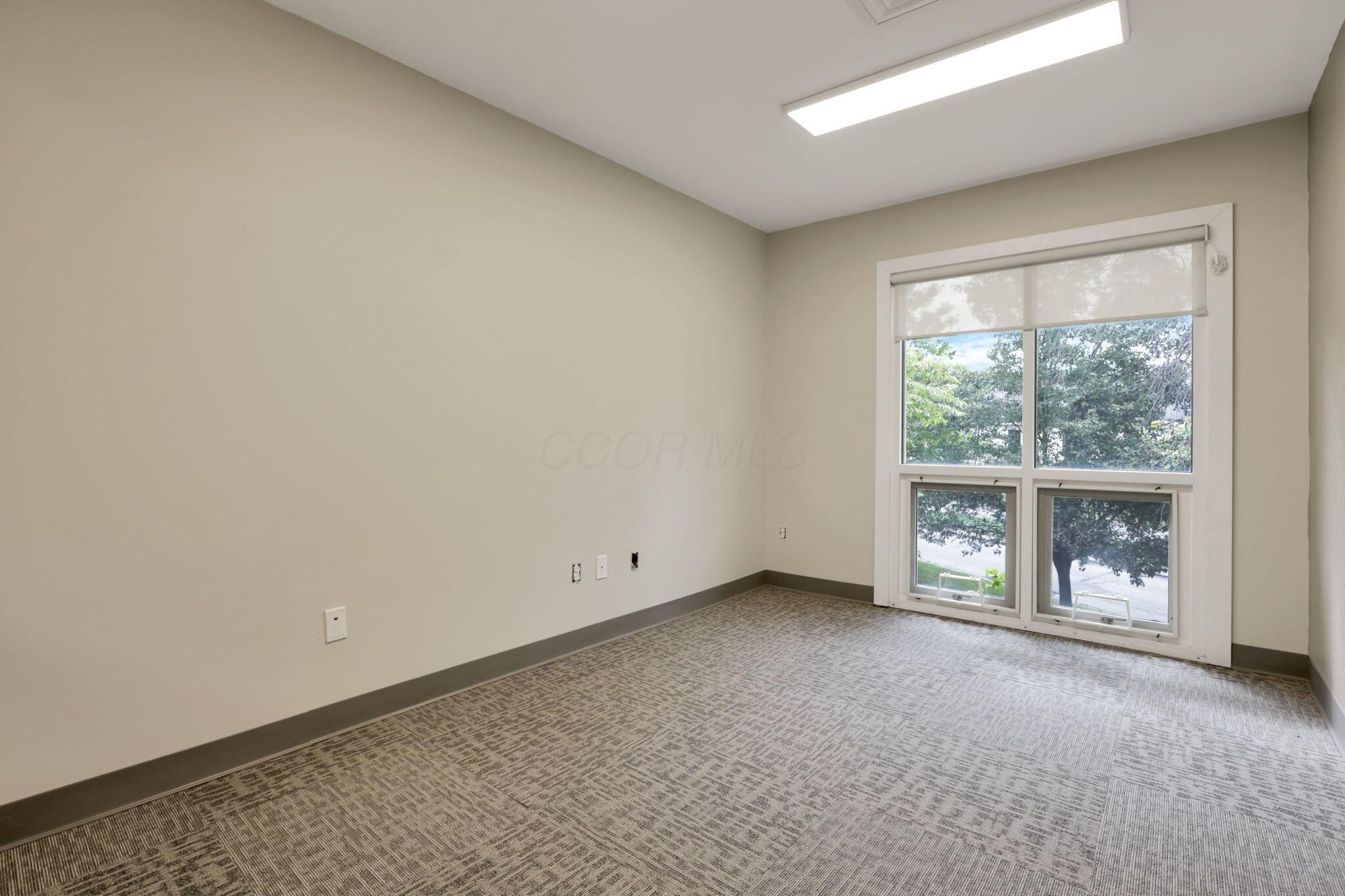 3070 Riverside Drive Property Photo 52