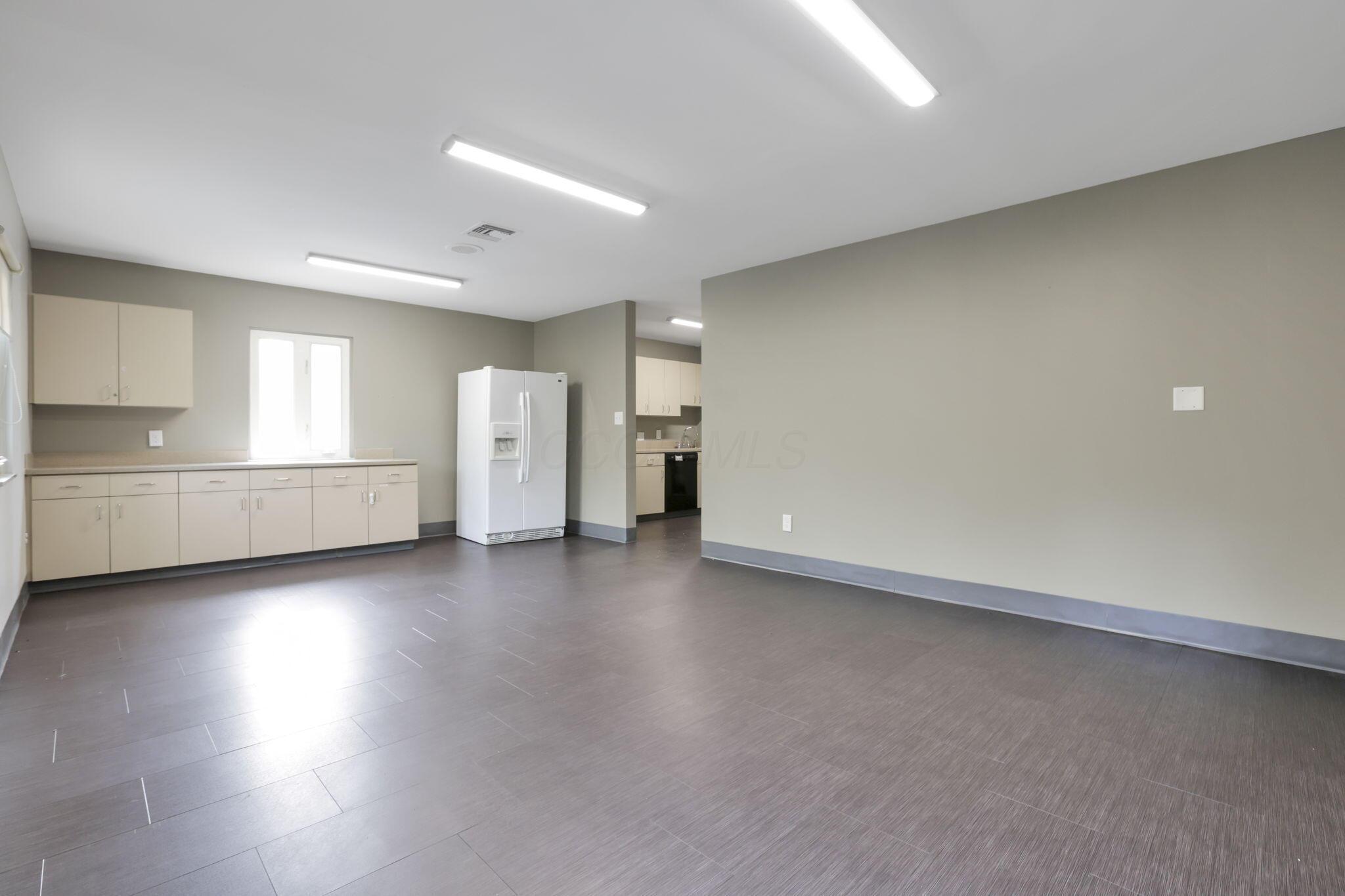 3070 Riverside Drive Property Photo 58