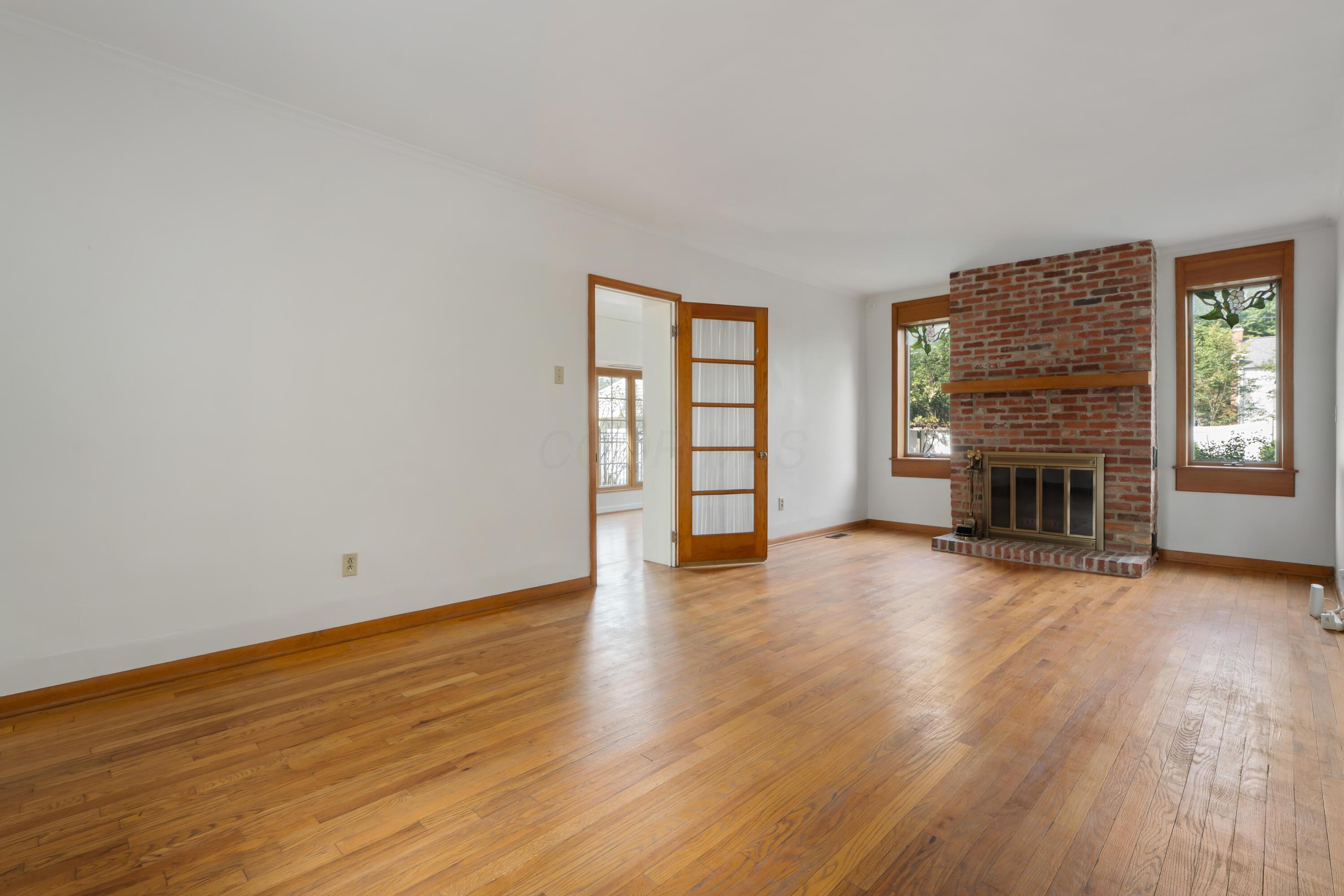 320 E Longview Avenue Property Photo 10