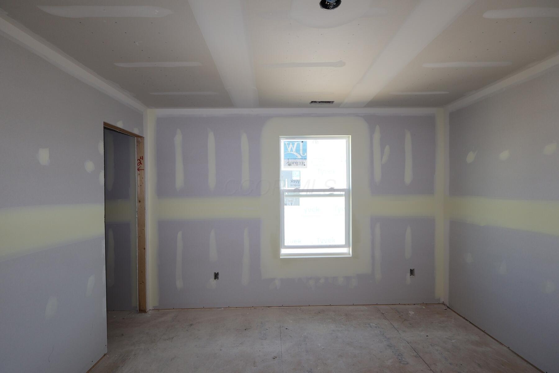 1146 Brittany Drive Property Photo 8