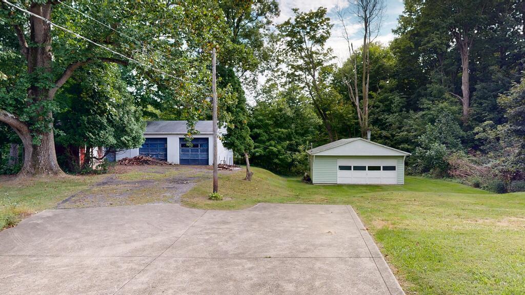 483 Davidson Street Property Photo 21