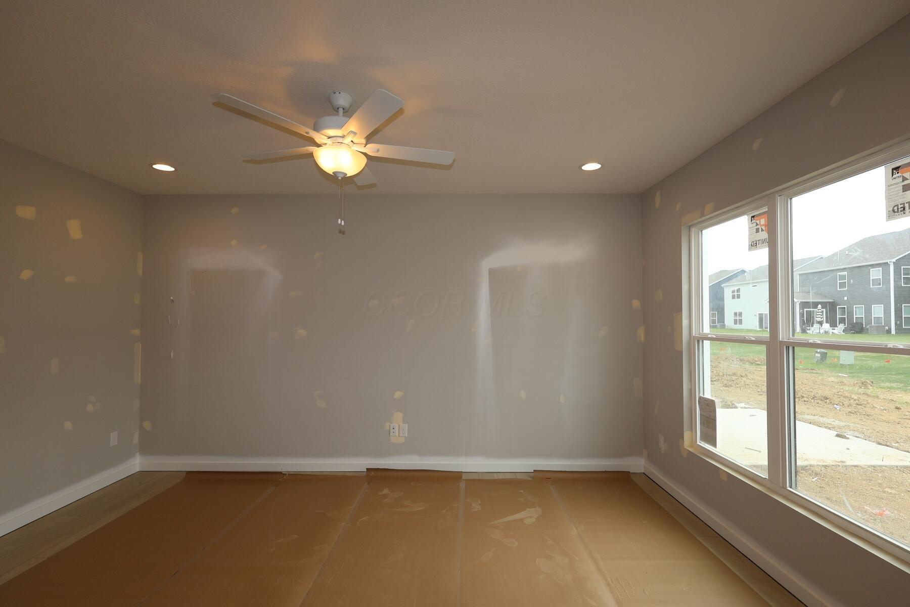 5768 Dutch Lane Property Photo 4