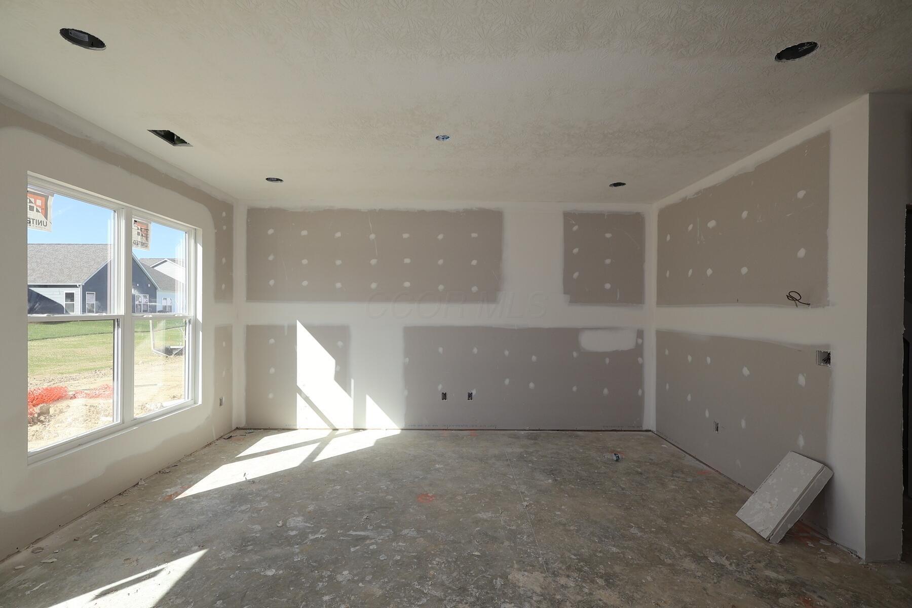 5794 Dutch Lane Property Photo 4