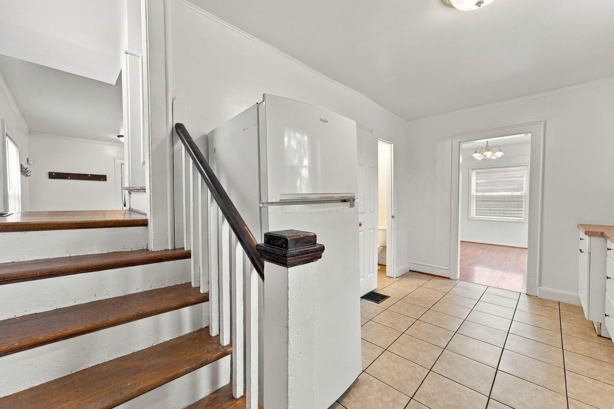 2146 Leonard Avenue Property Photo 32