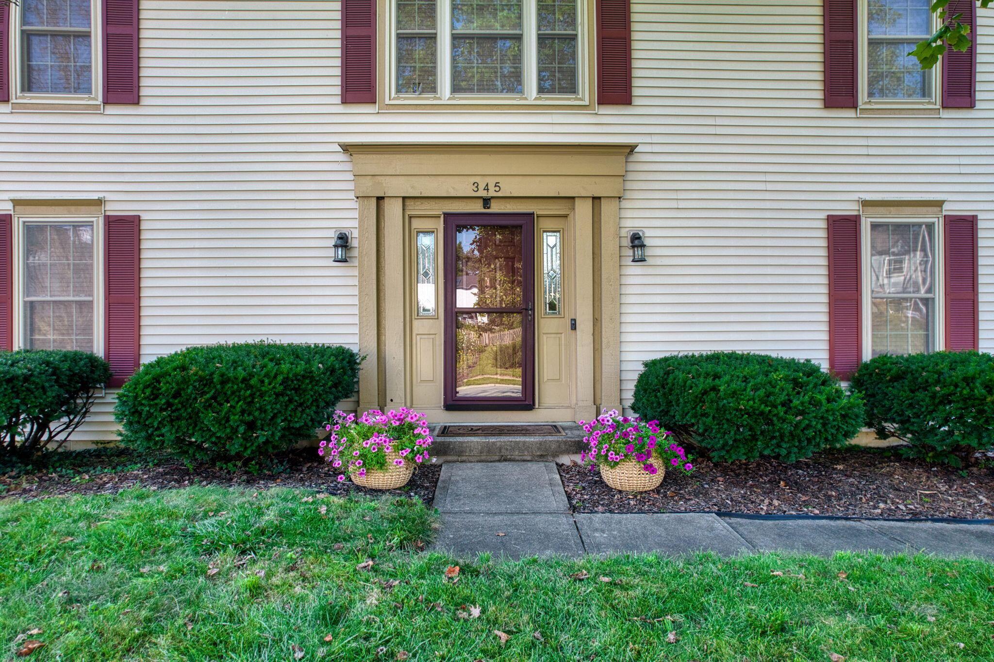 345 Westerdale Drive Property Photo 3