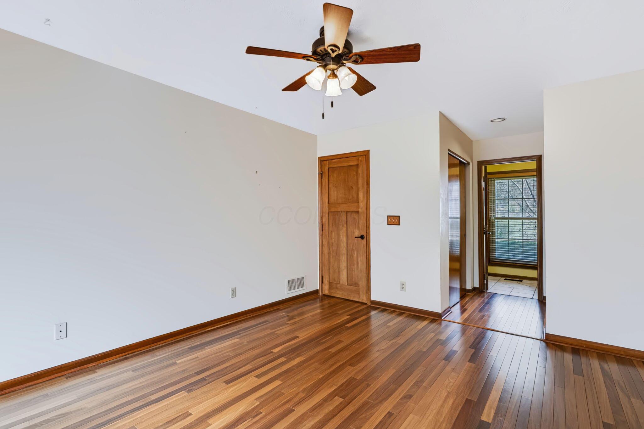 345 Westerdale Drive Property Photo 31