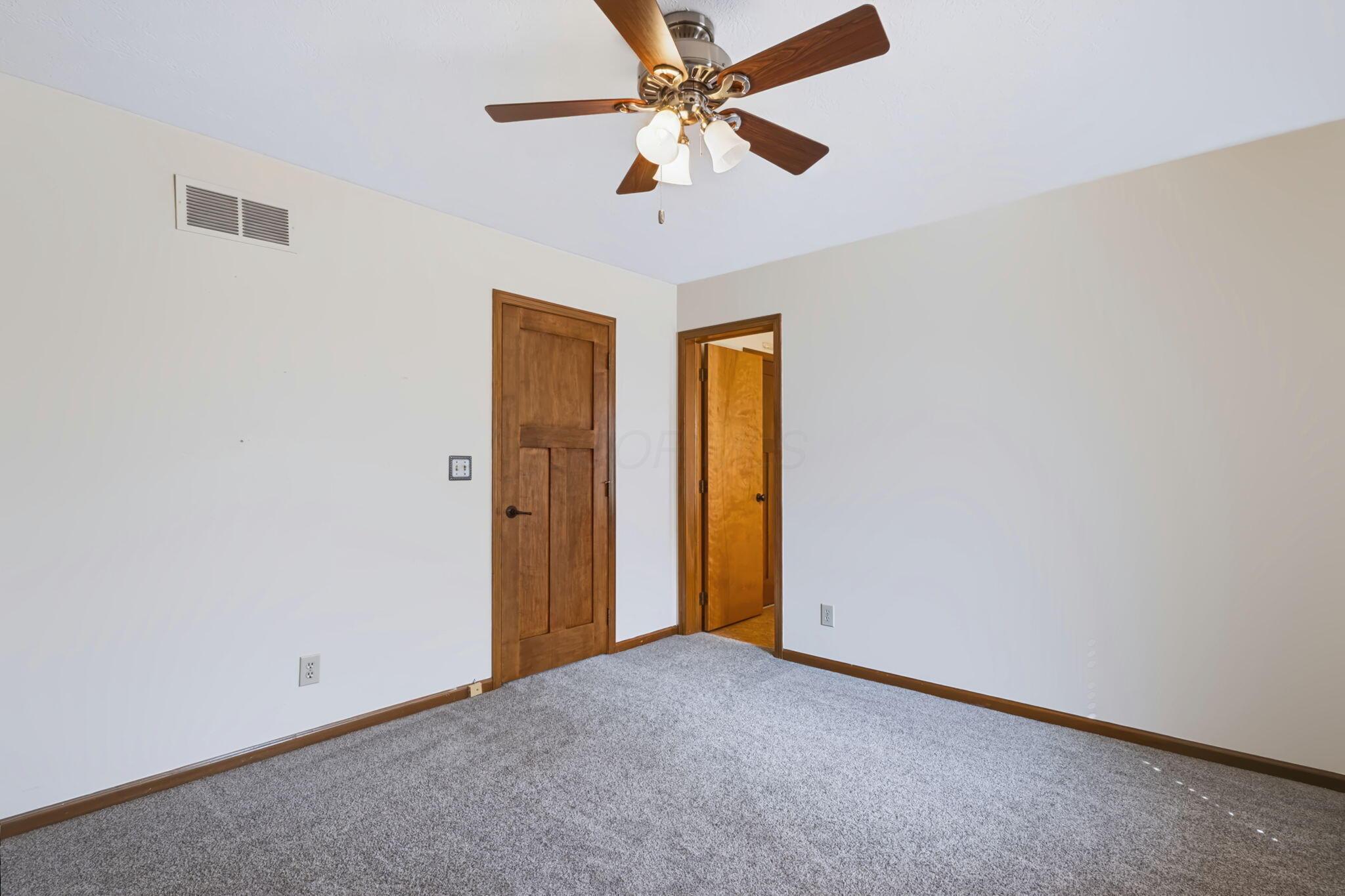 345 Westerdale Drive Property Photo 40