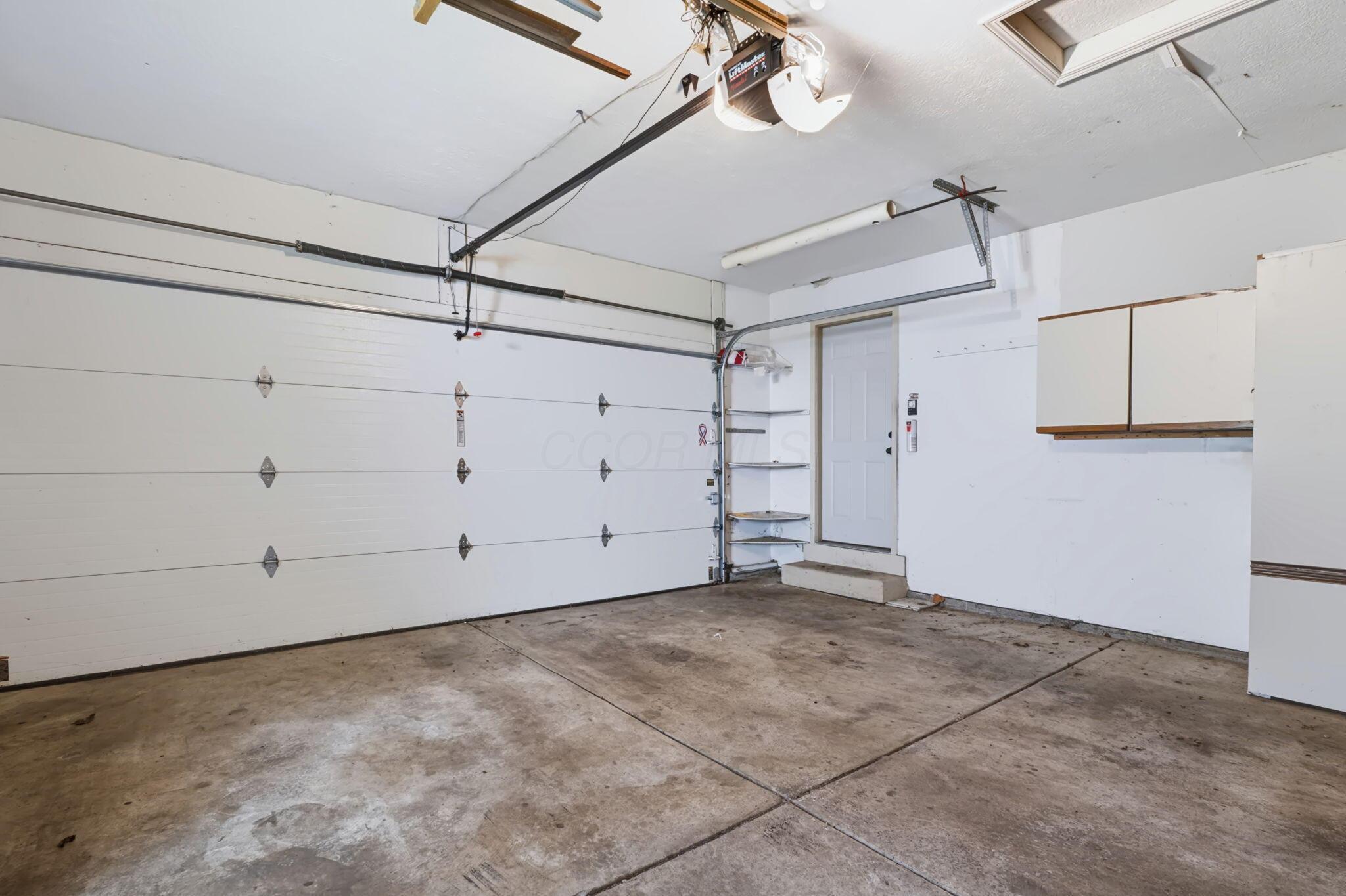 345 Westerdale Drive Property Photo 47