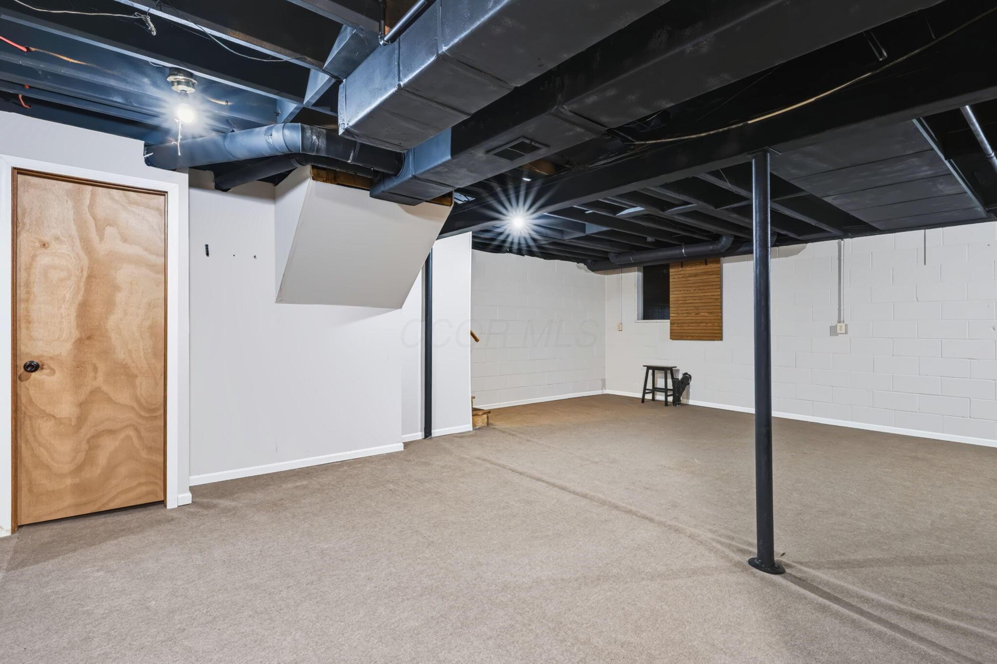 345 Westerdale Drive Property Photo 49