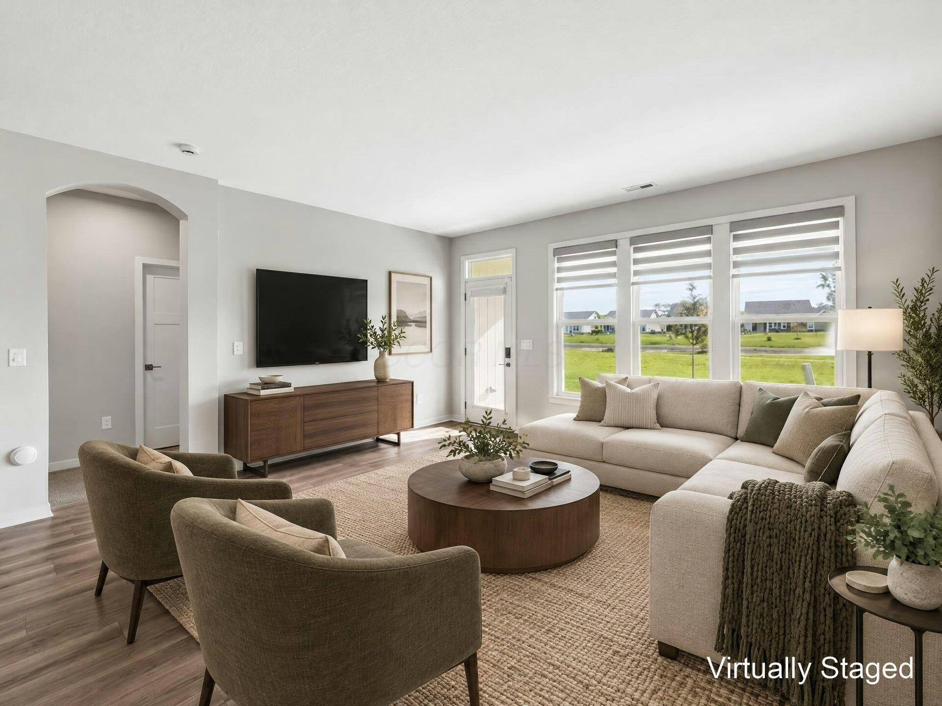 6252 Windcliff Drive Property Photo 8