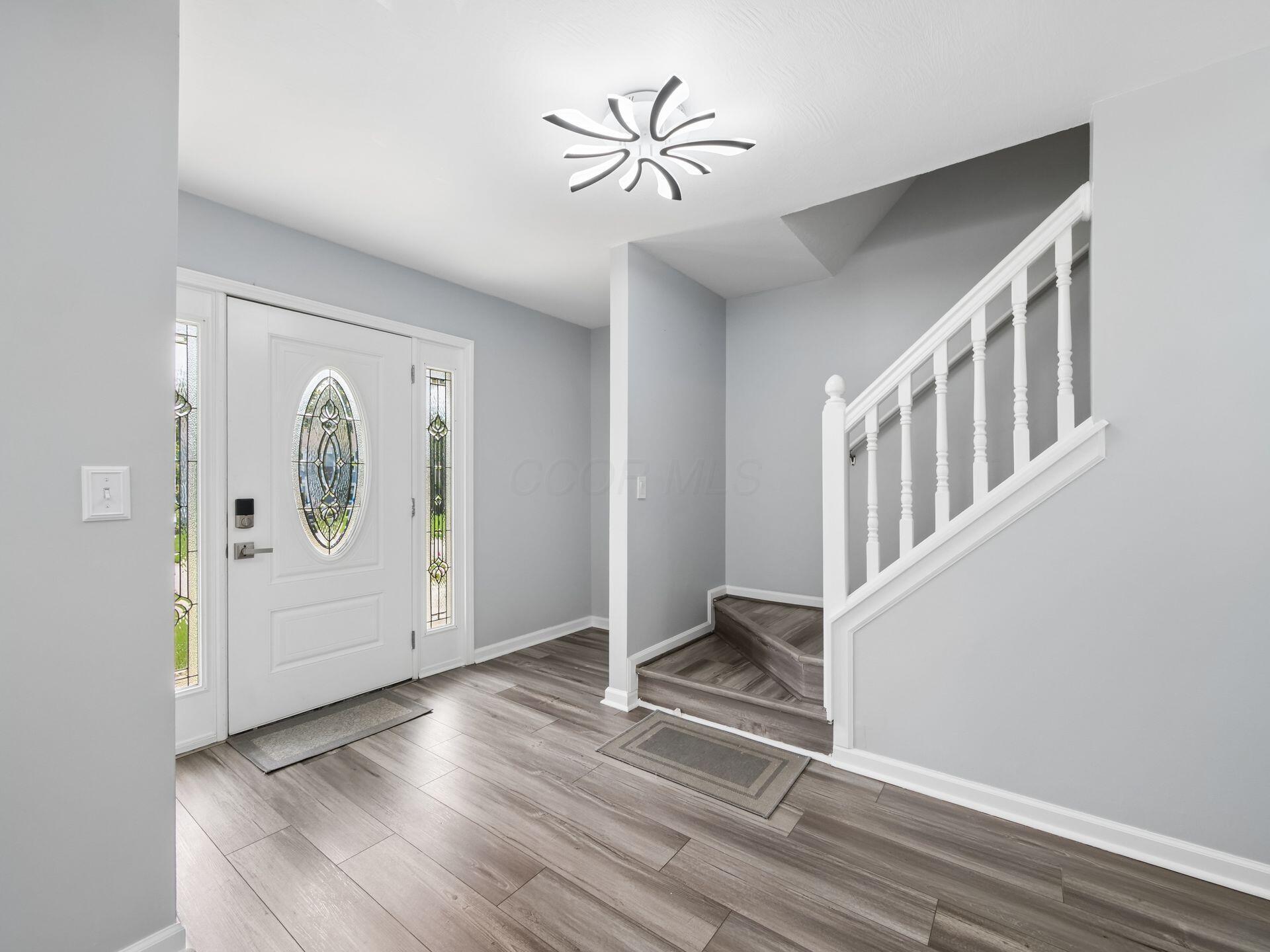 12335 Thoroughbred Drive Property Photo 5