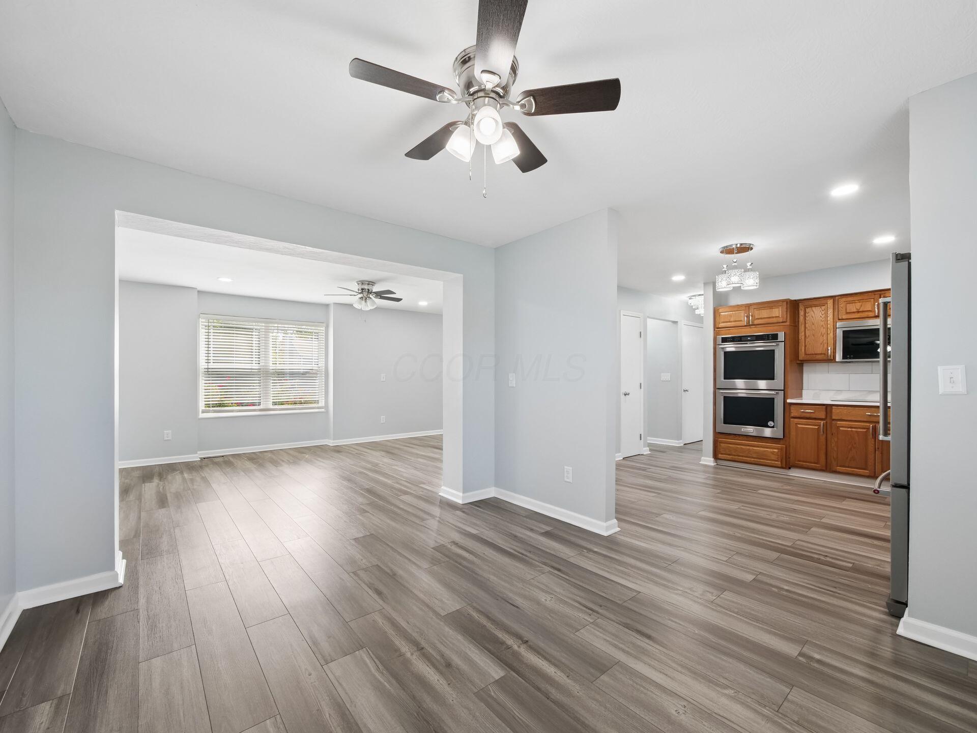 12335 Thoroughbred Drive Property Photo 11