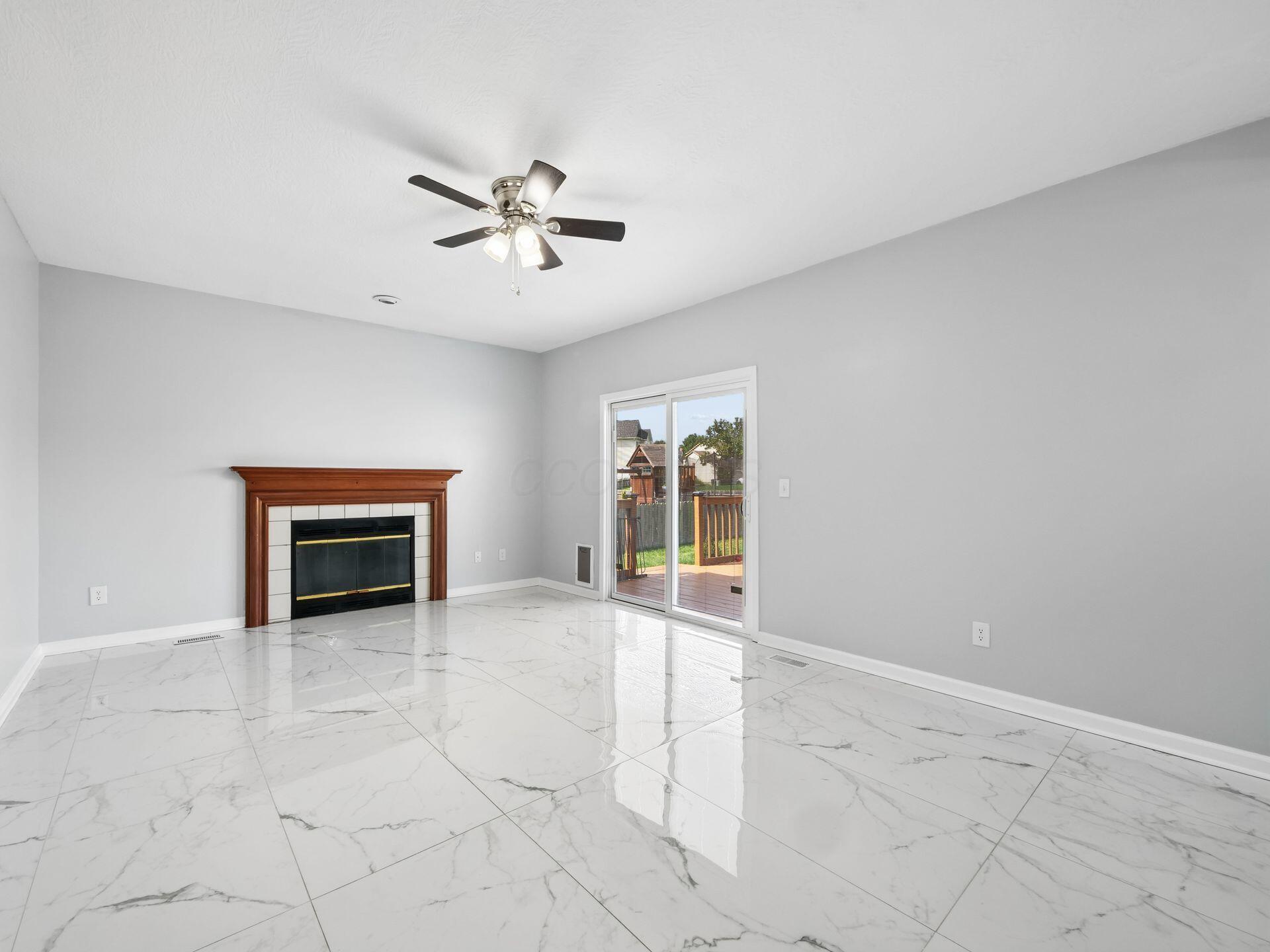 12335 Thoroughbred Drive Property Photo 17
