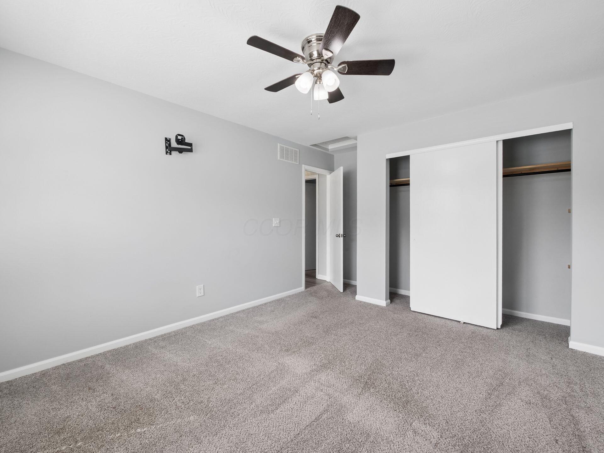 12335 Thoroughbred Drive Property Photo 30