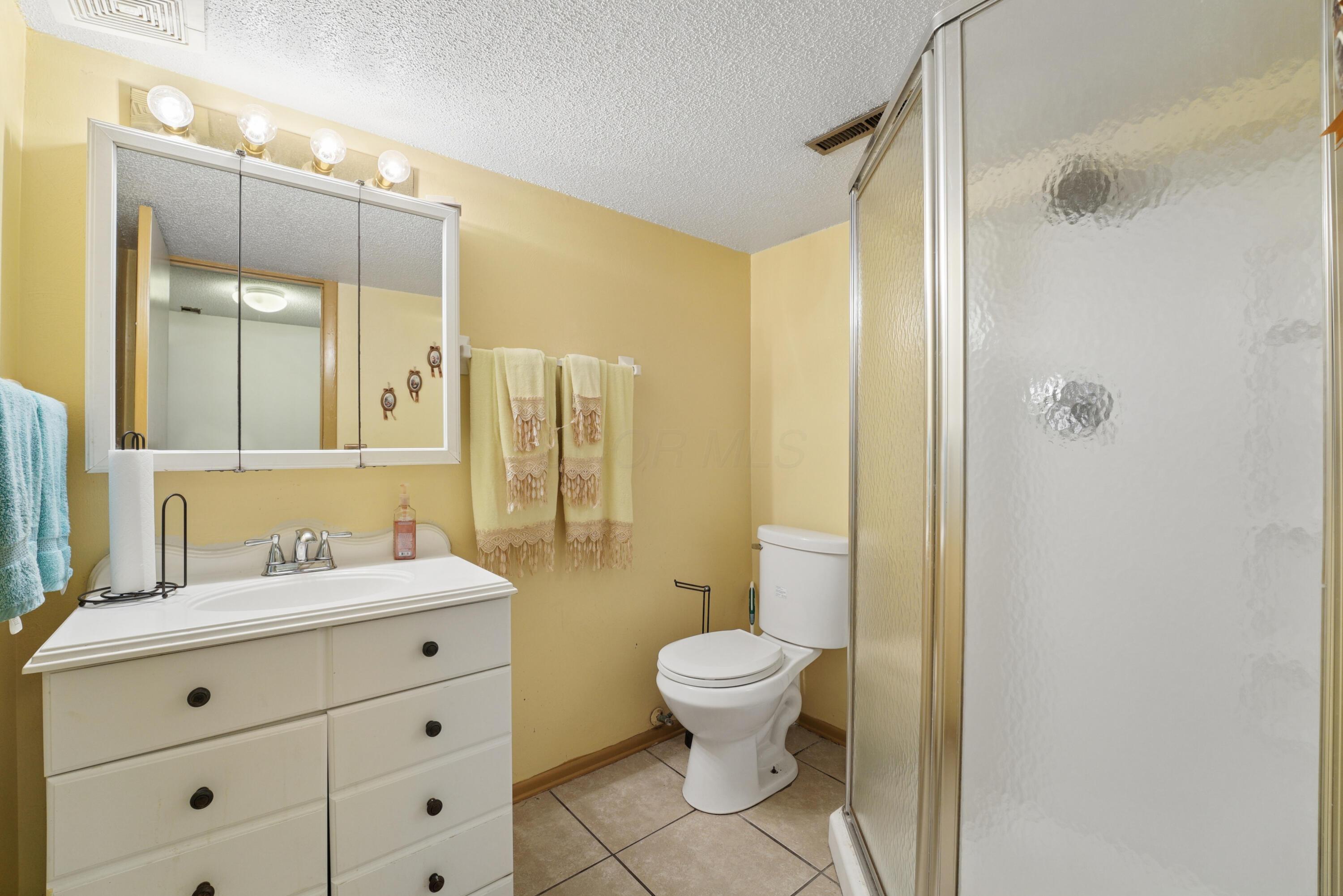 2081 Sharbot Drive Property Photo 22