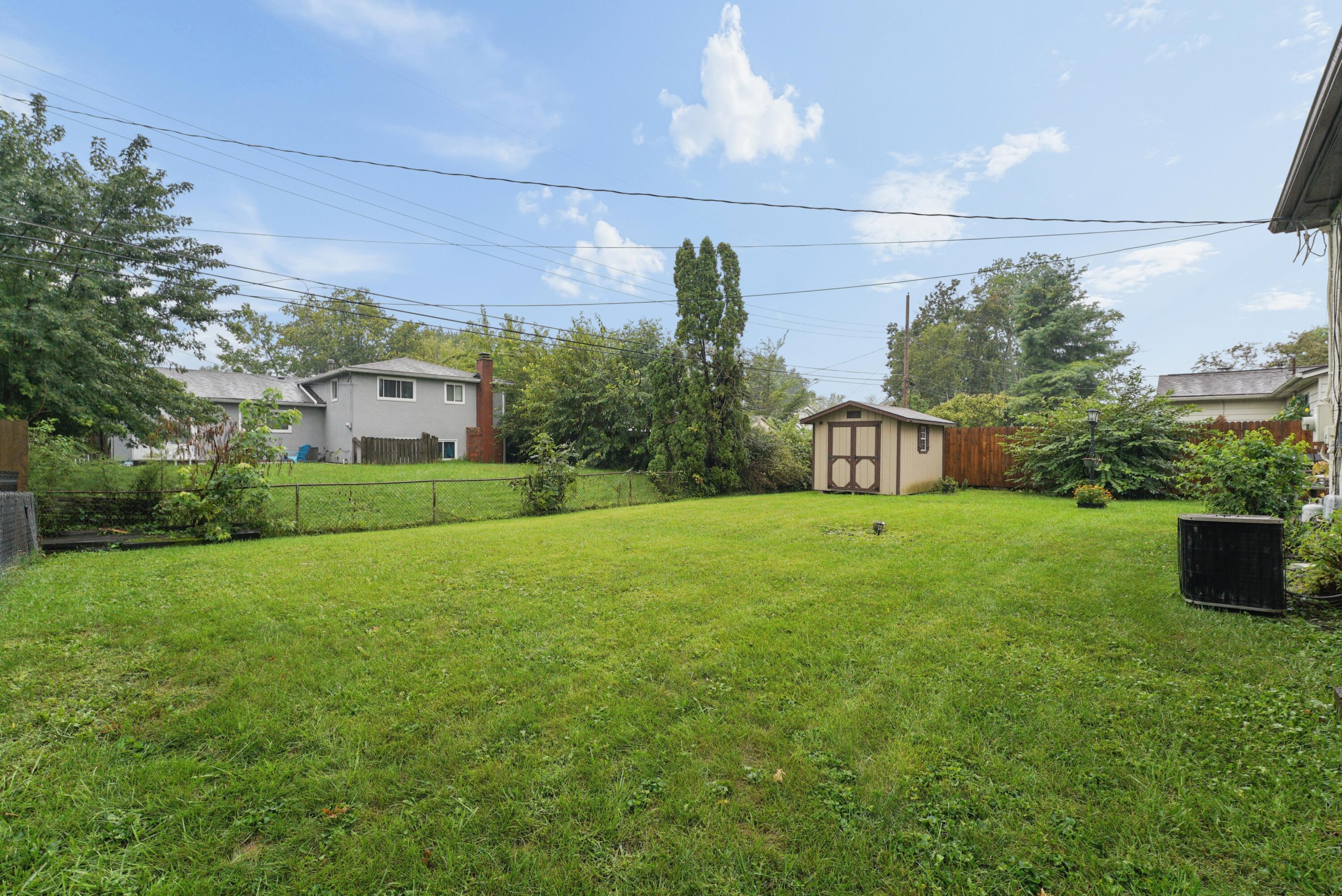 2081 Sharbot Drive Property Photo 26