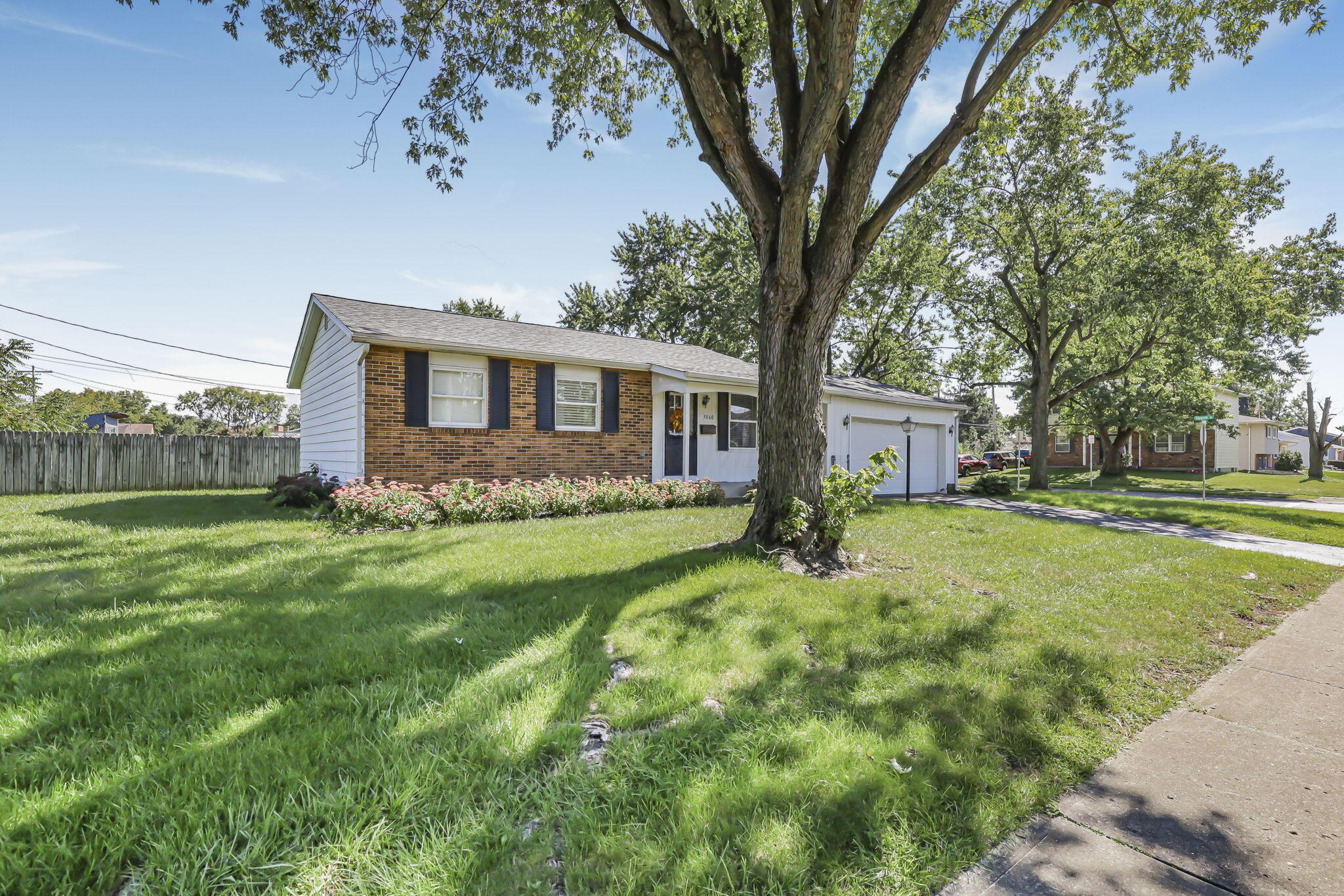 3060 Dunloe Road Property Photo 3