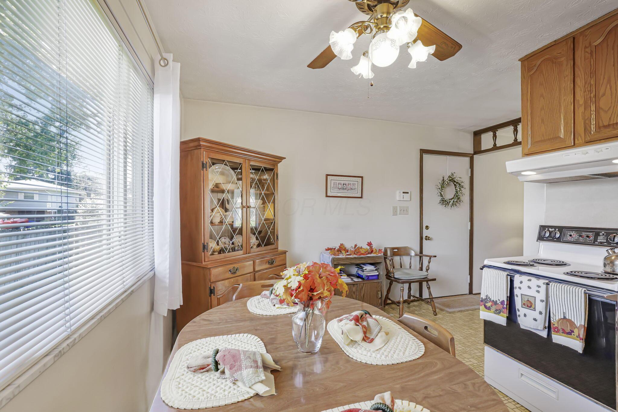 3060 Dunloe Road Property Photo 15