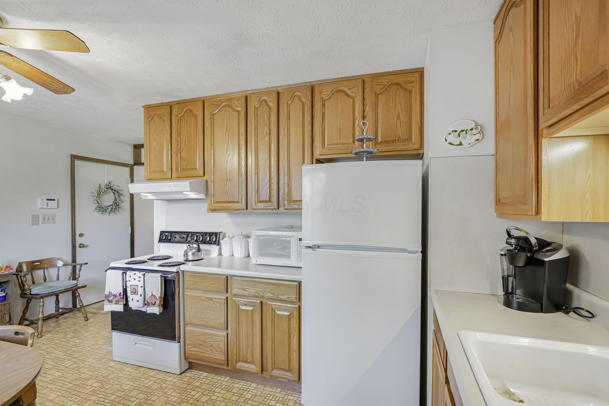 3060 Dunloe Road Property Photo 17