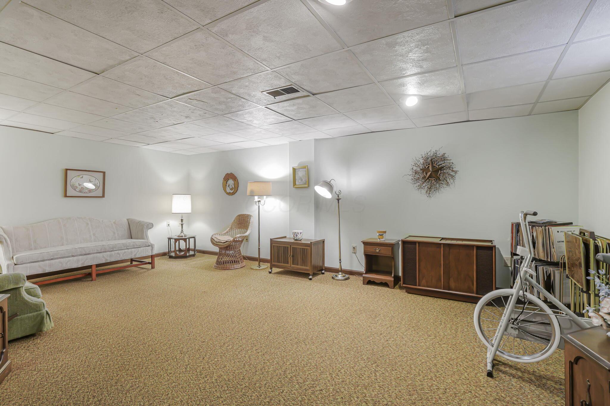3060 Dunloe Road Property Photo 33