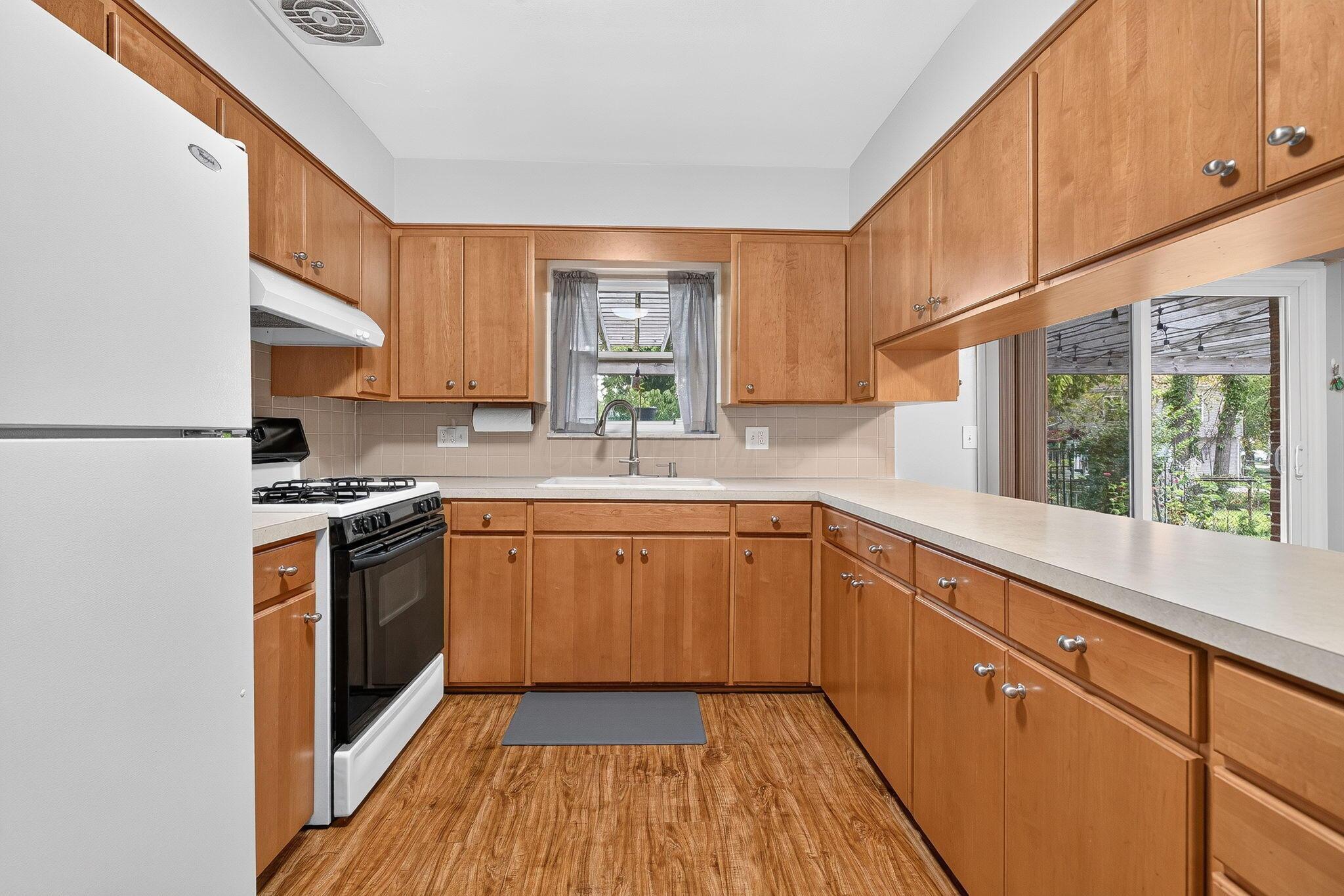 1332 Bronwyn Avenue Property Photo 11