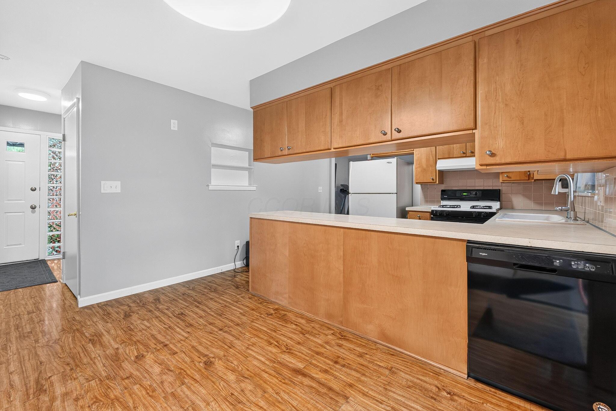 1332 Bronwyn Avenue Property Photo 16