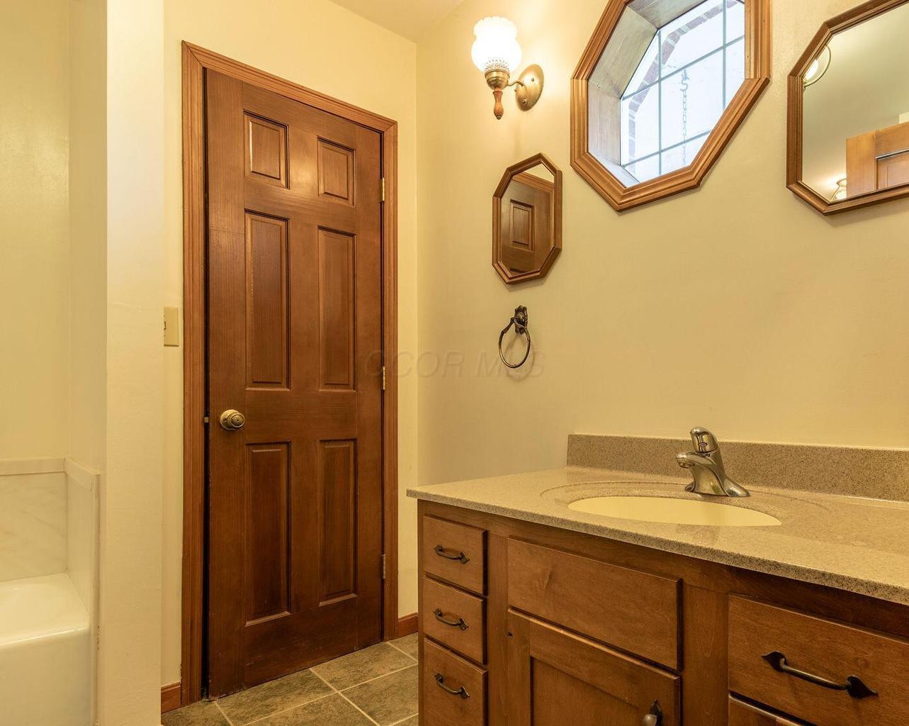 5565 Stringtown Road Nw Property Photo 29