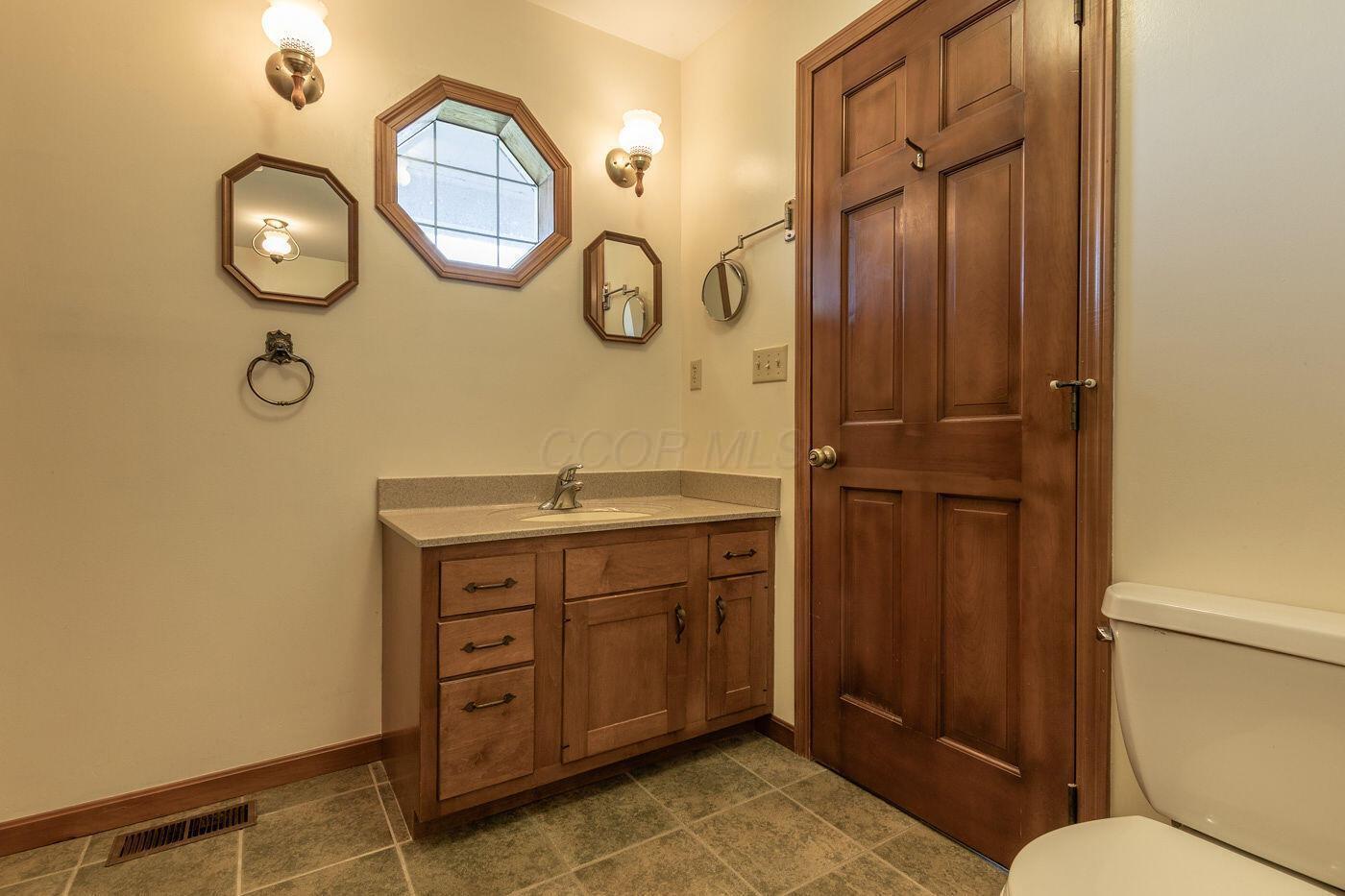 5565 Stringtown Road Nw Property Photo 31
