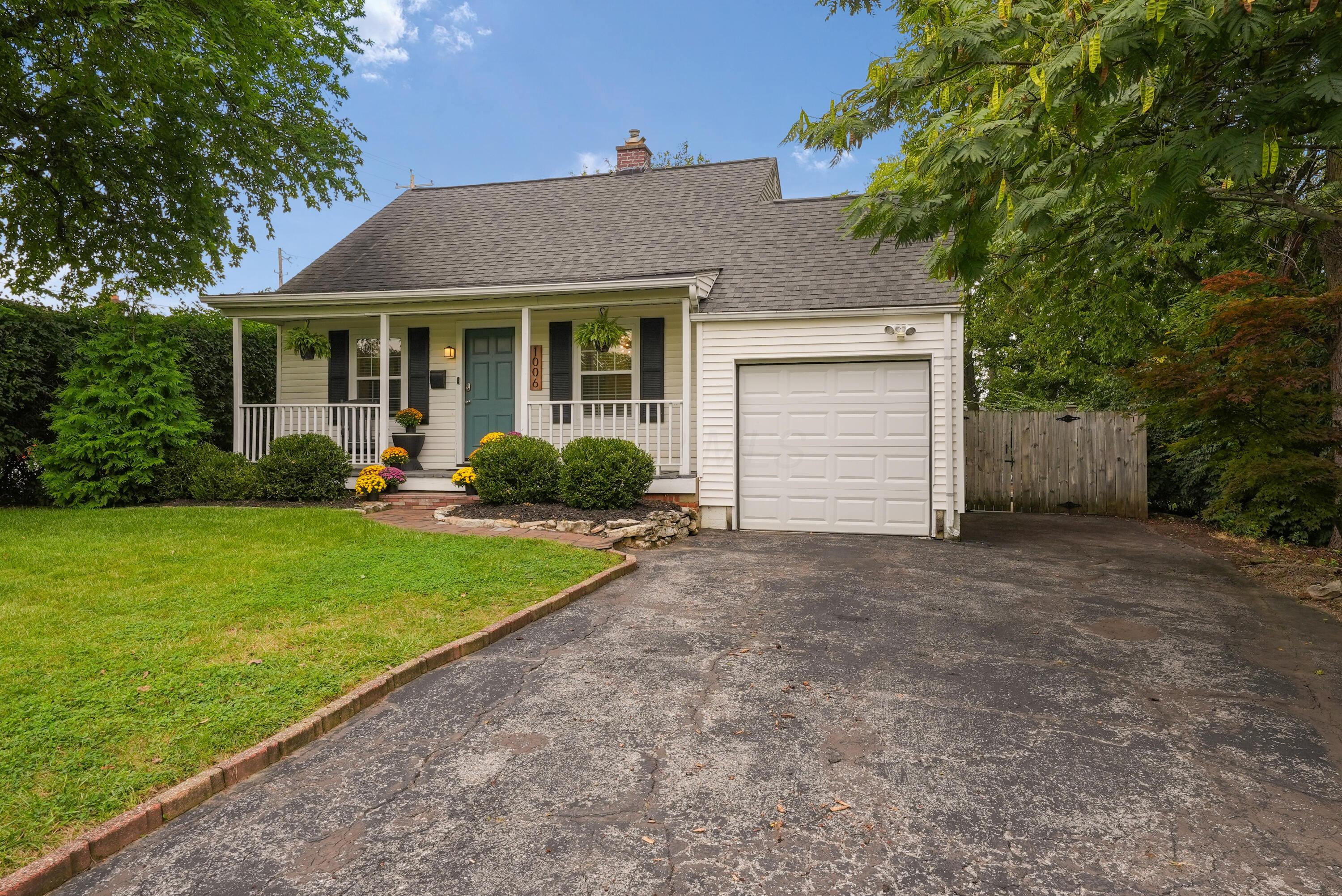 1006 Chambers Circle Property Photo 1