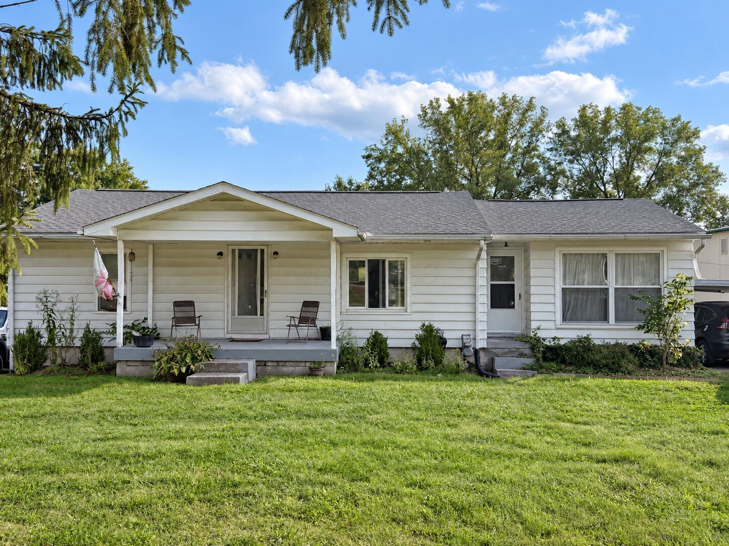 960 Grove Road Property Photo 1
