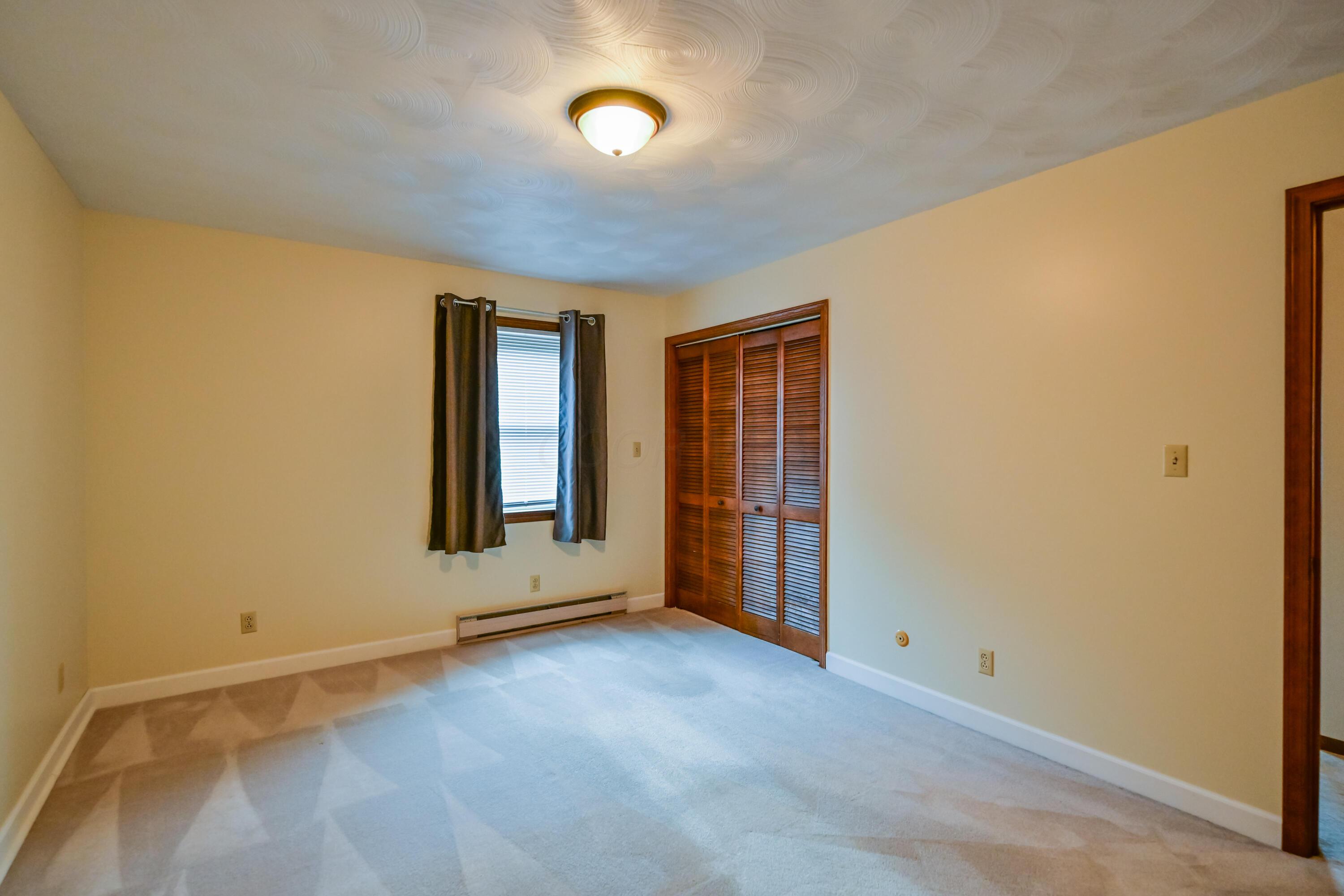 6908 Lemaster Road Property Photo 17