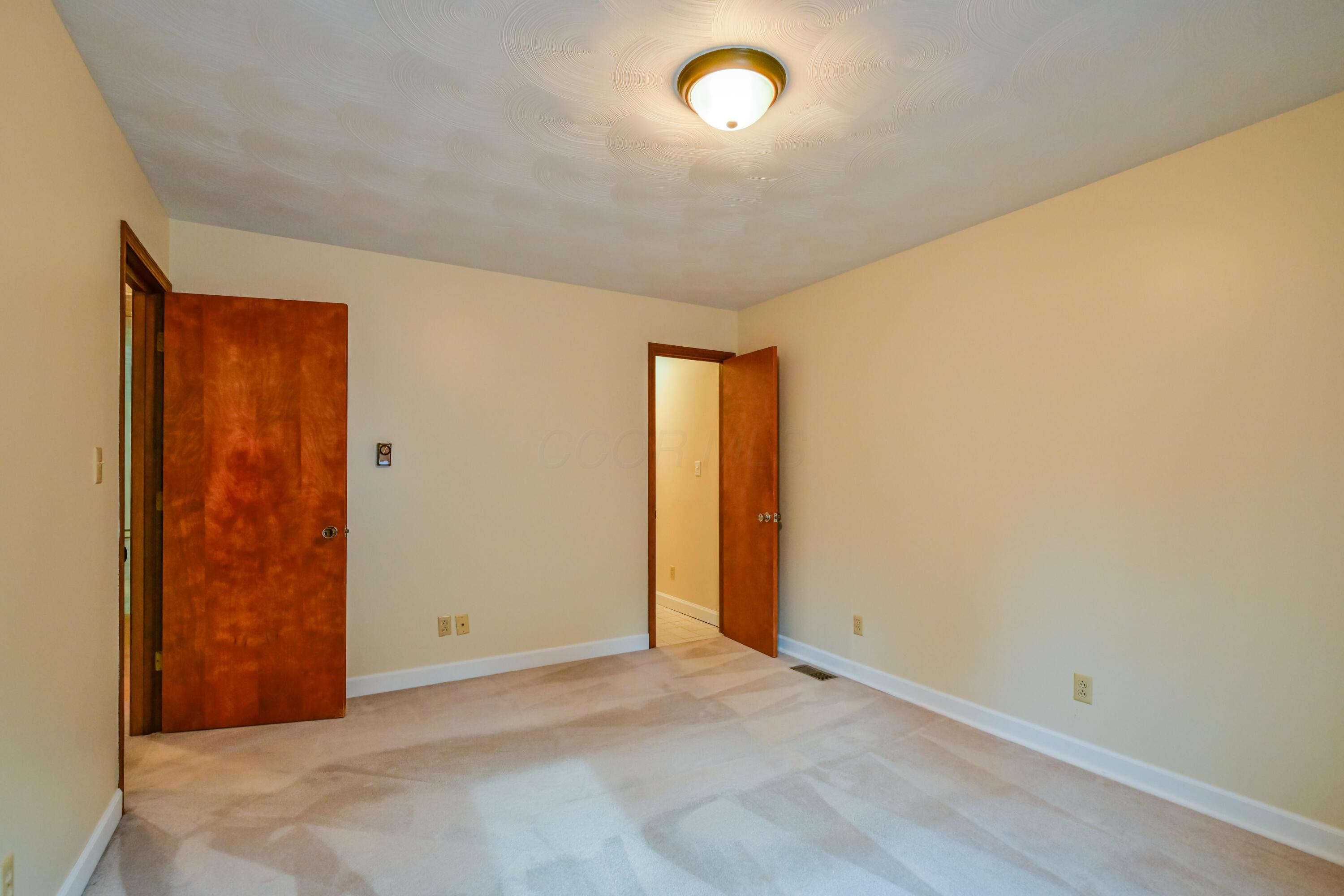 6908 Lemaster Road Property Photo 20