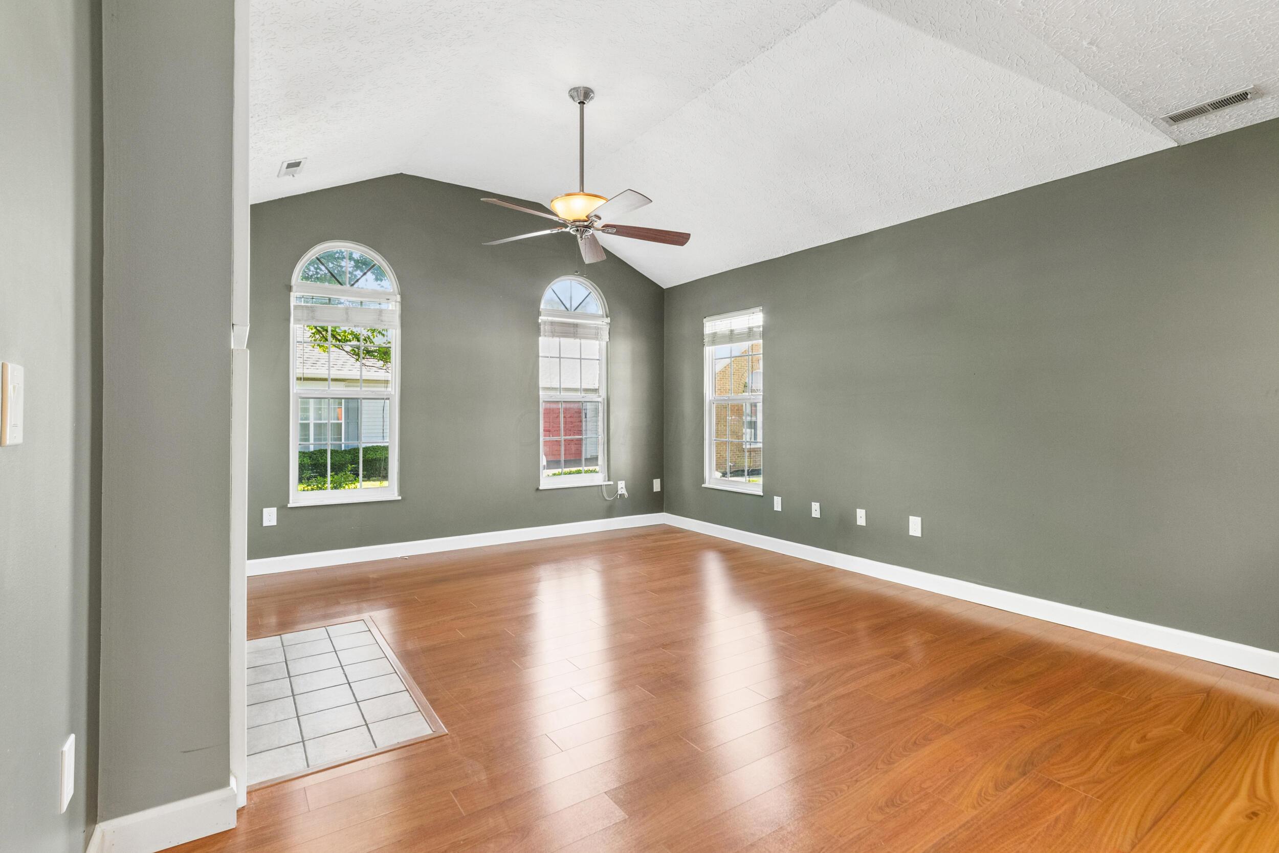 4990 Deer Forest Place Property Photo 10