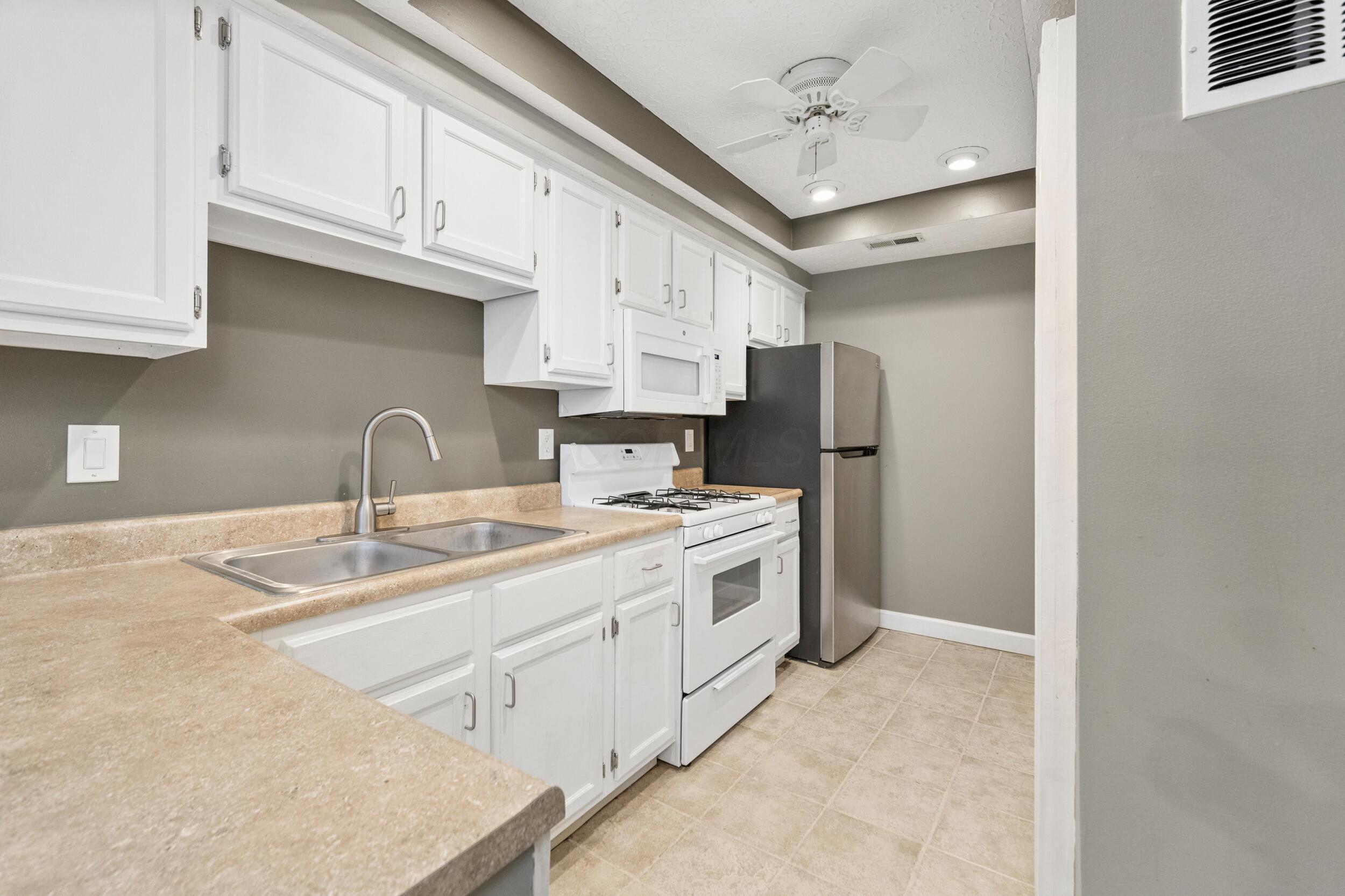 4990 Deer Forest Place Property Photo 16