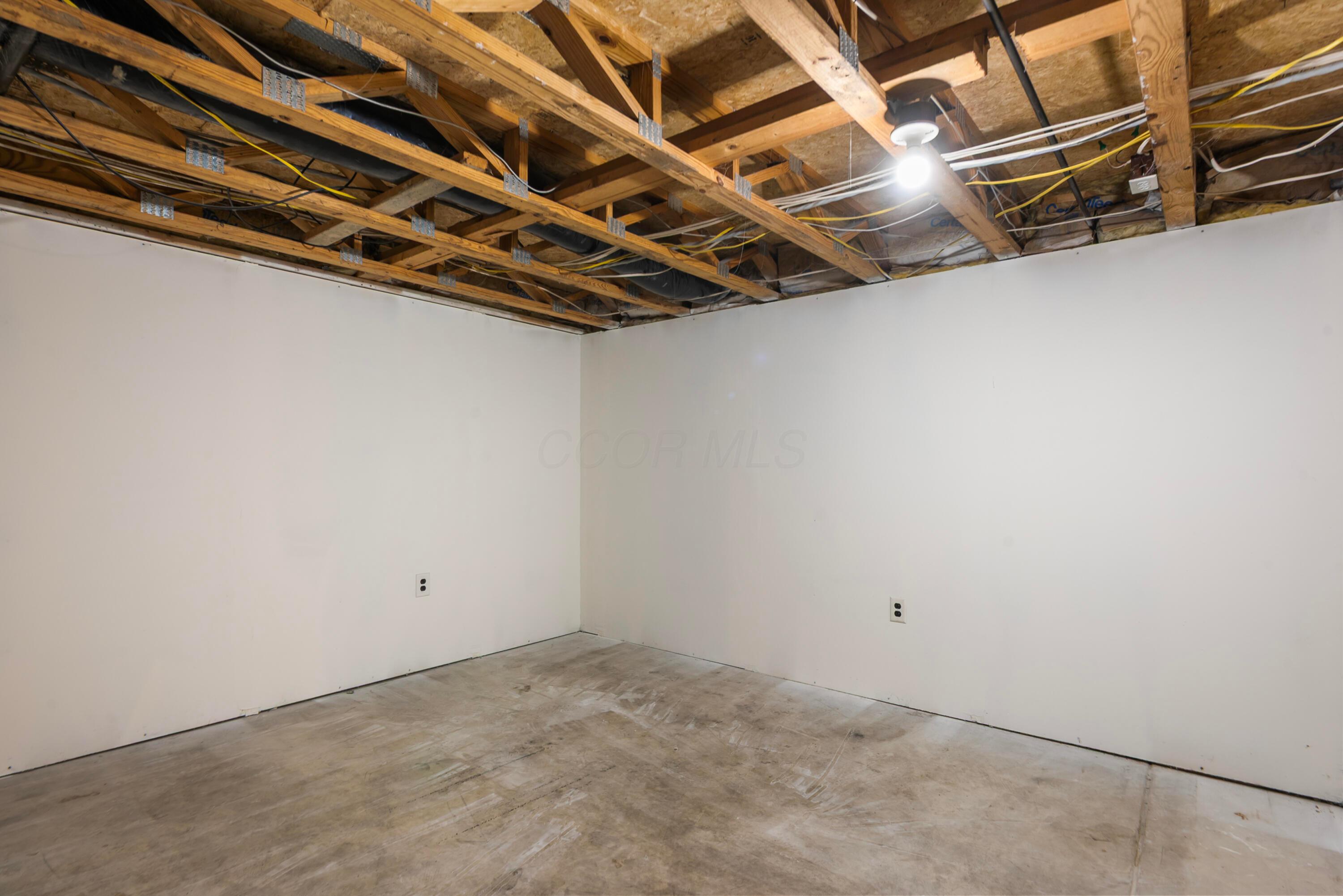 1615 Tecumseh Drive Property Photo 19