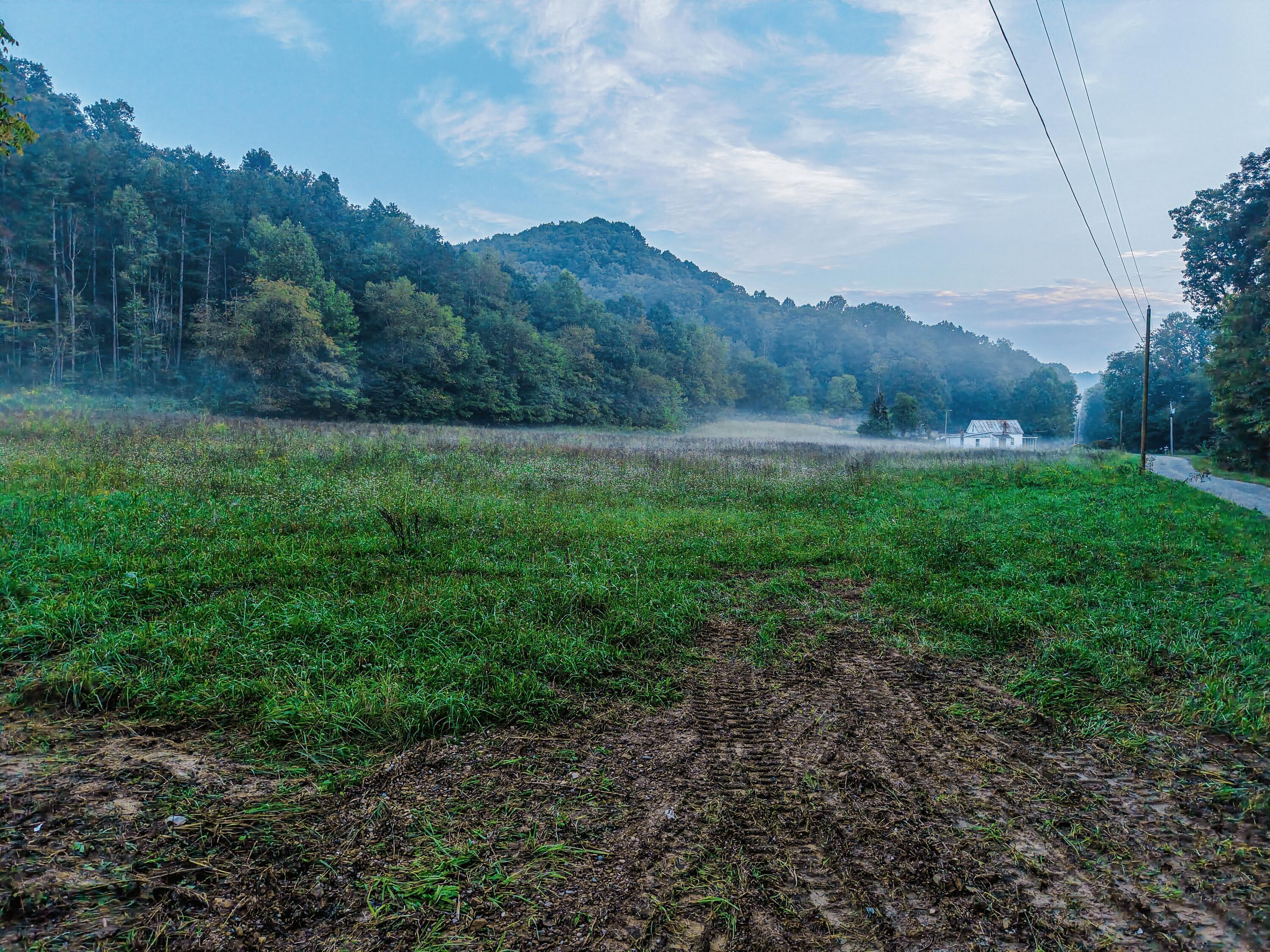 3783 Carrs Run Road Property Photo 4